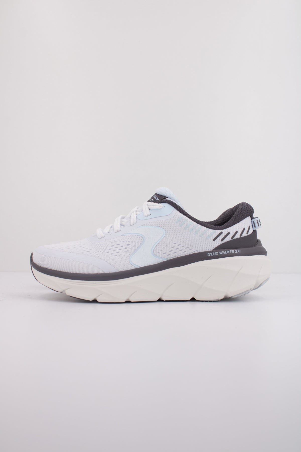 SKECHERS D'LUX WALKER . en color BLANCO  (1)