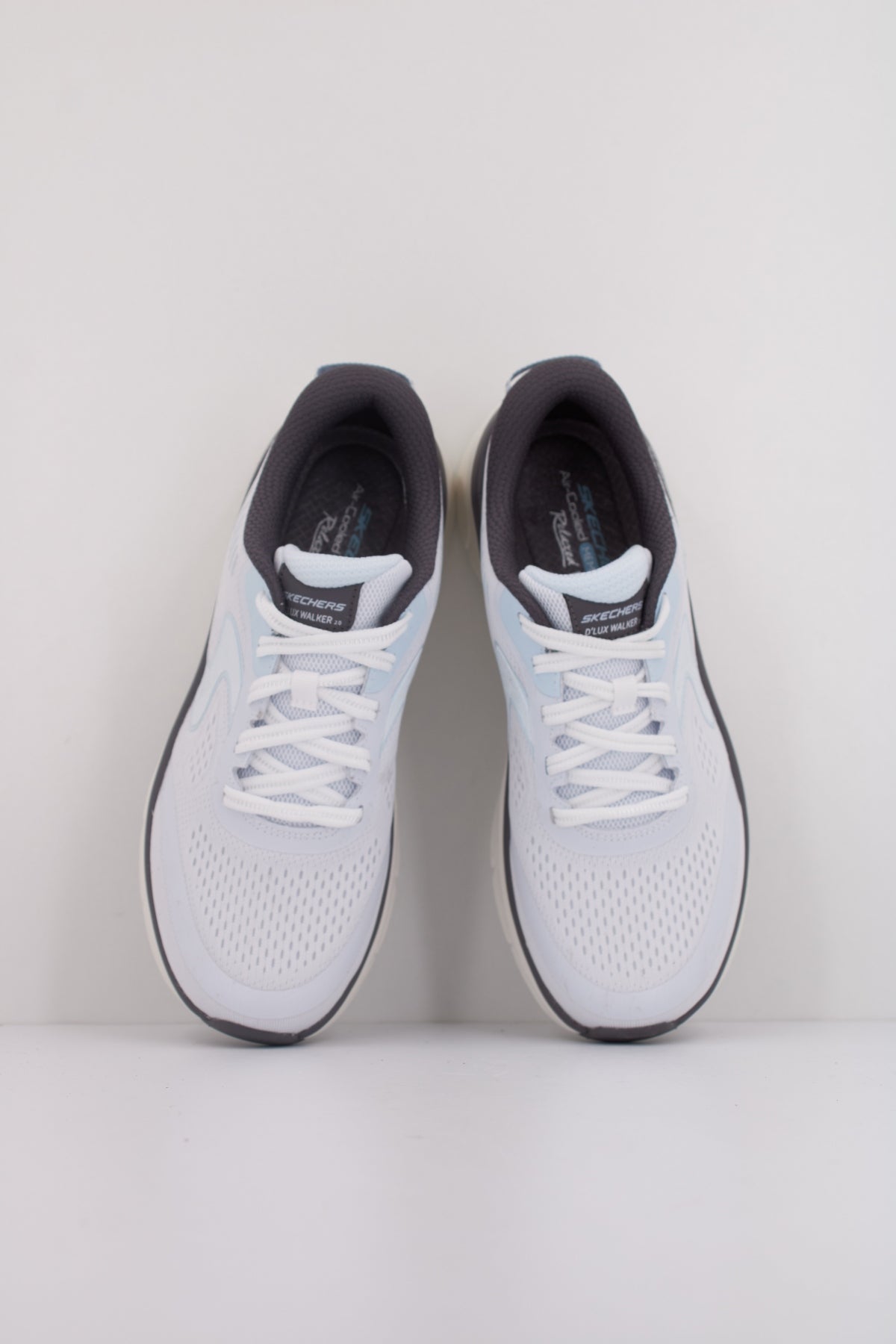 SKECHERS D'LUX WALKER . en color BLANCO  (3)