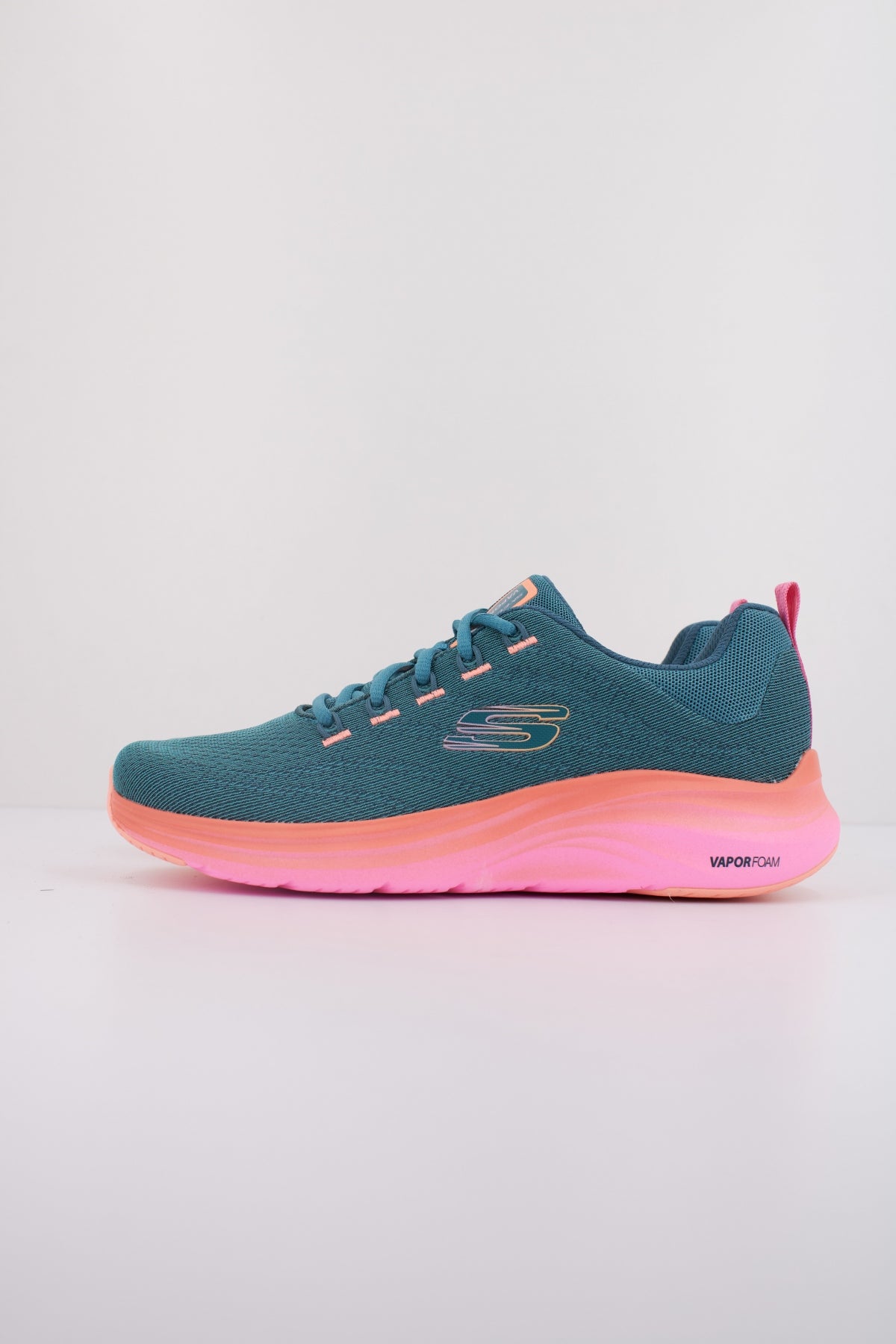 SKECHERS VAPOR FOAM en color VERDE  (1)