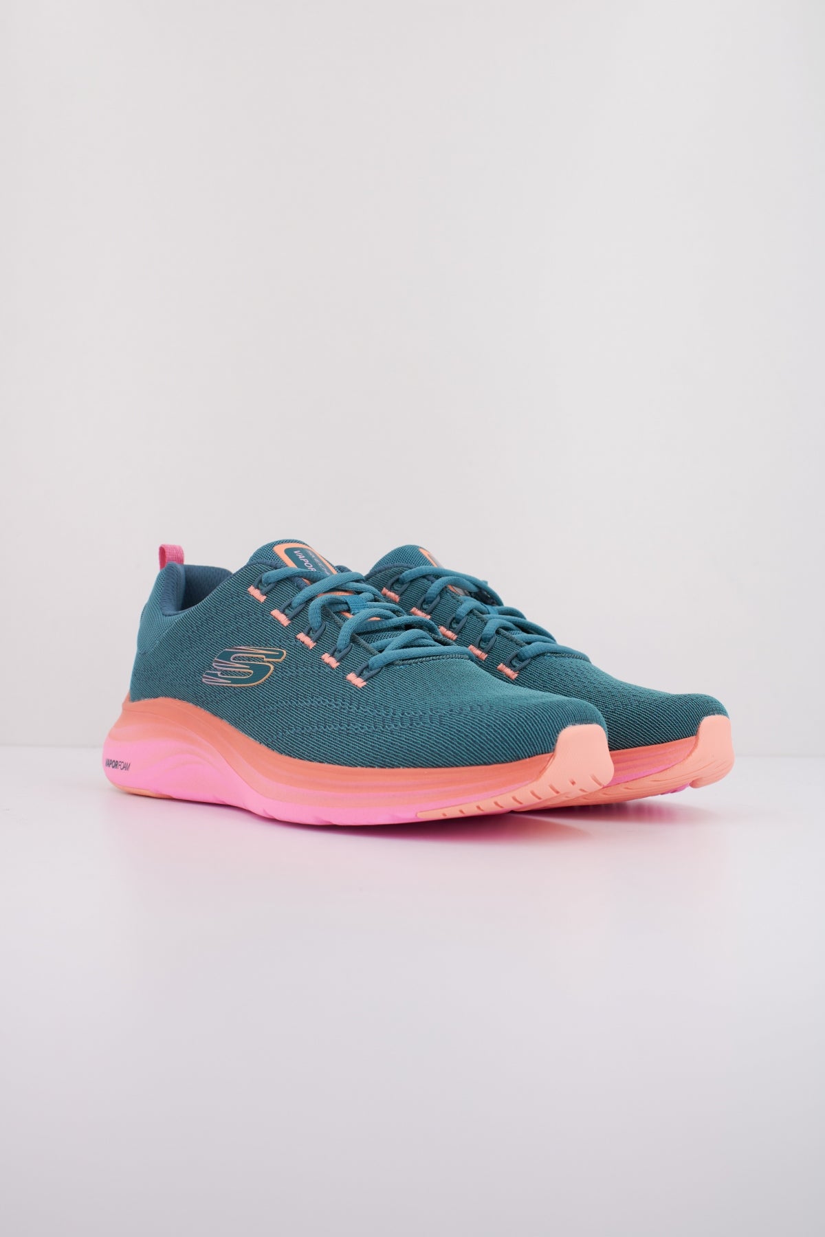 SKECHERS VAPOR FOAM en color VERDE  (2)