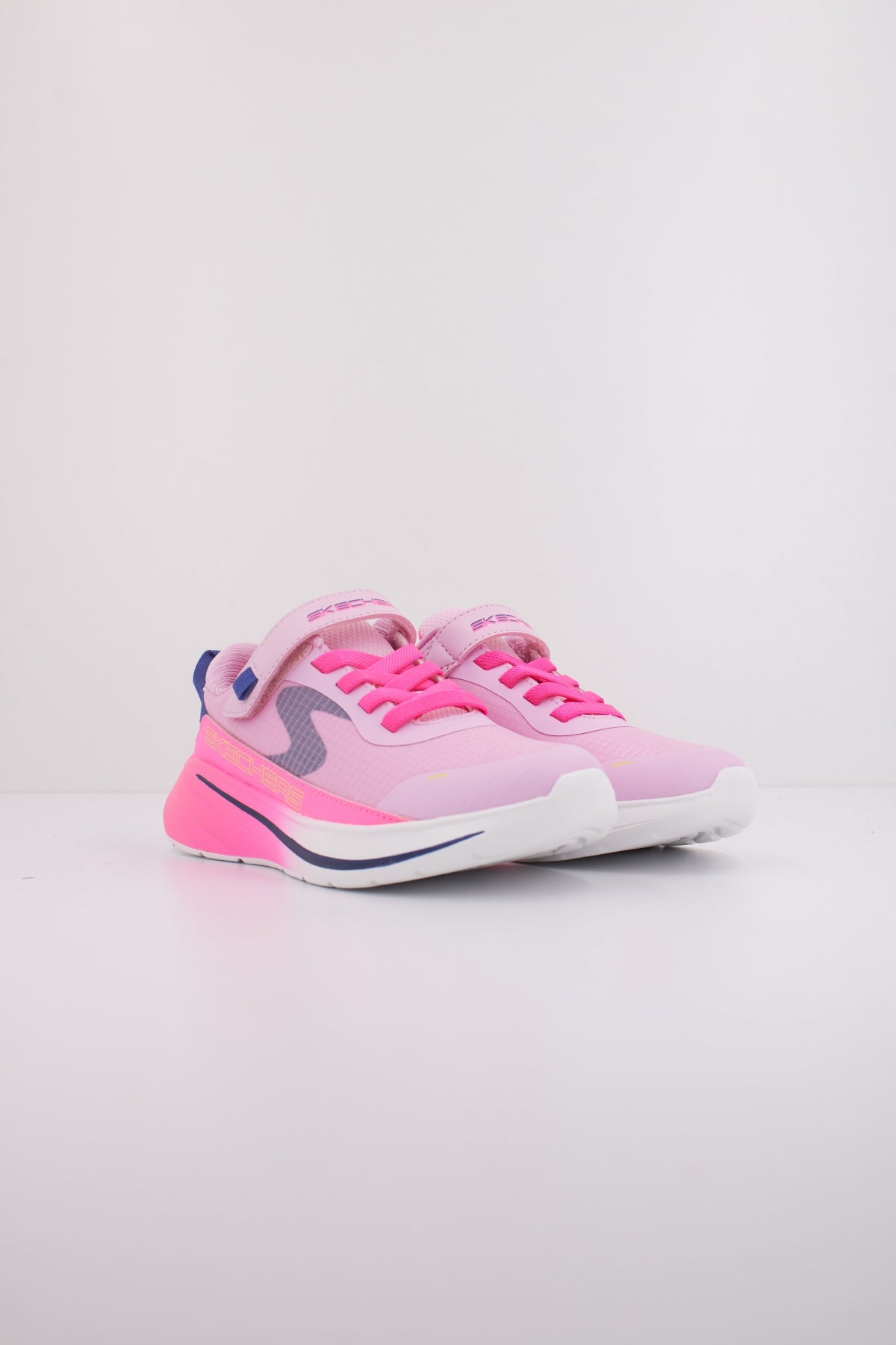 SKECHERS WAVE  en color ROSA  (2)