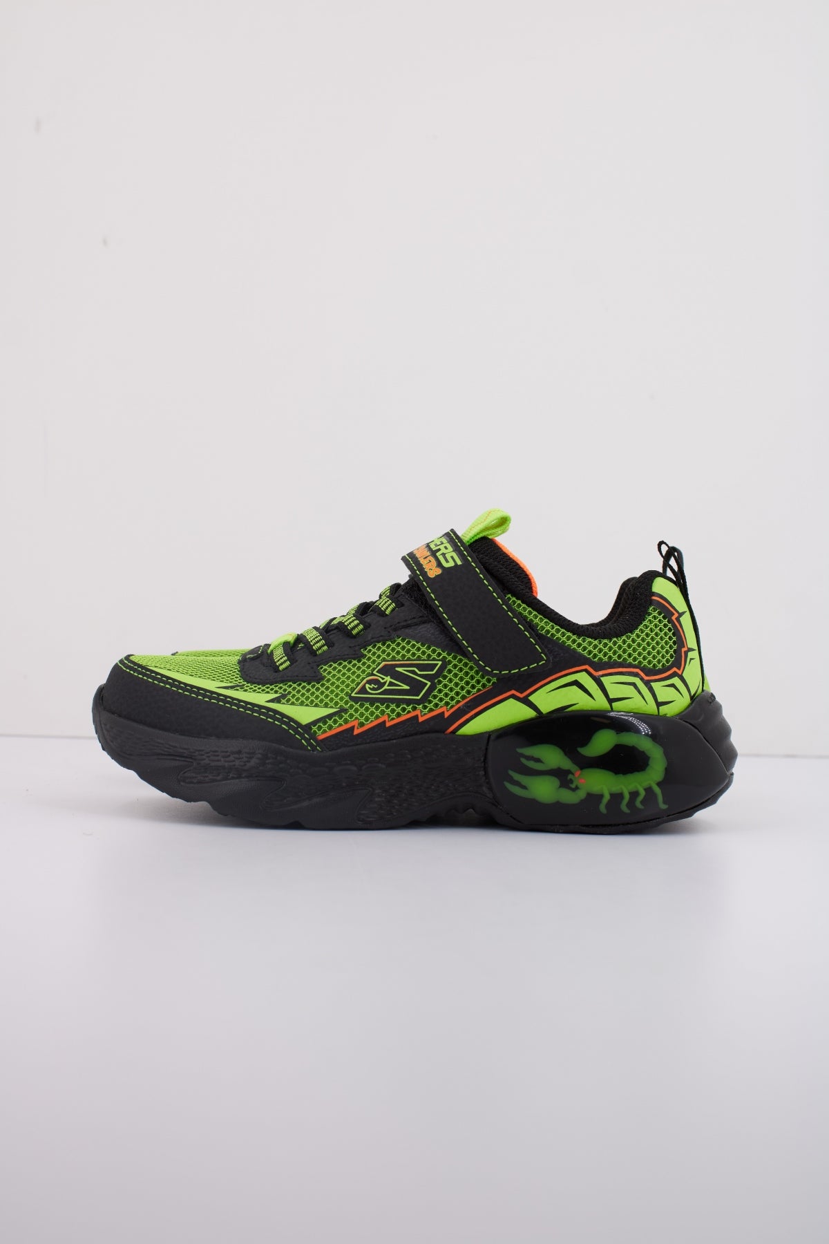 SKECHERS CREATURE-CRAWLERS en color VERDE  (1)