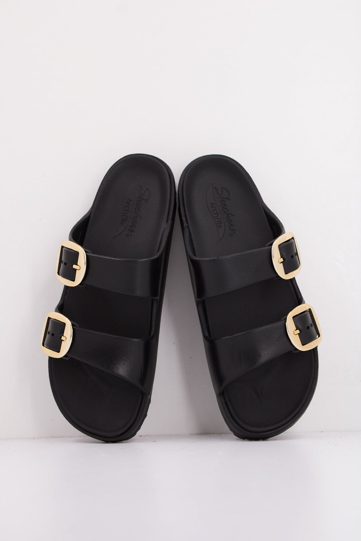 SKECHERS ARCH FIT CALI BREEZE . en color NEGRO  (3)