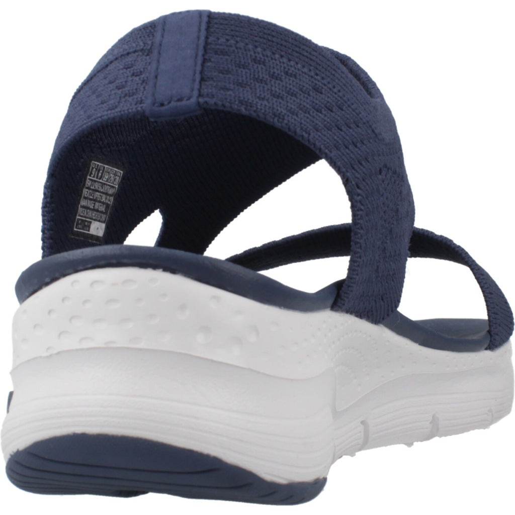 SKECHERS ARCH FIT en color AZUL  (3)
