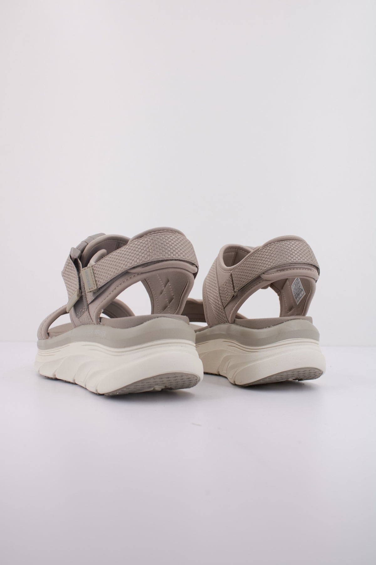 SKECHERS D'LUX WALKER en color MARRON  (4)