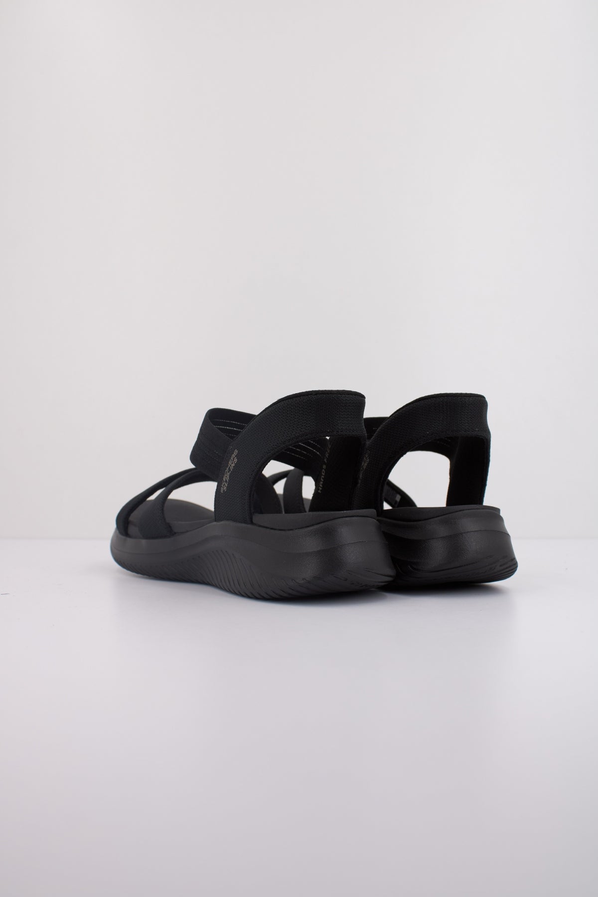 SKECHERS  ULTRA FLEX . SANDAL NEV  en color NEGRO  (4)