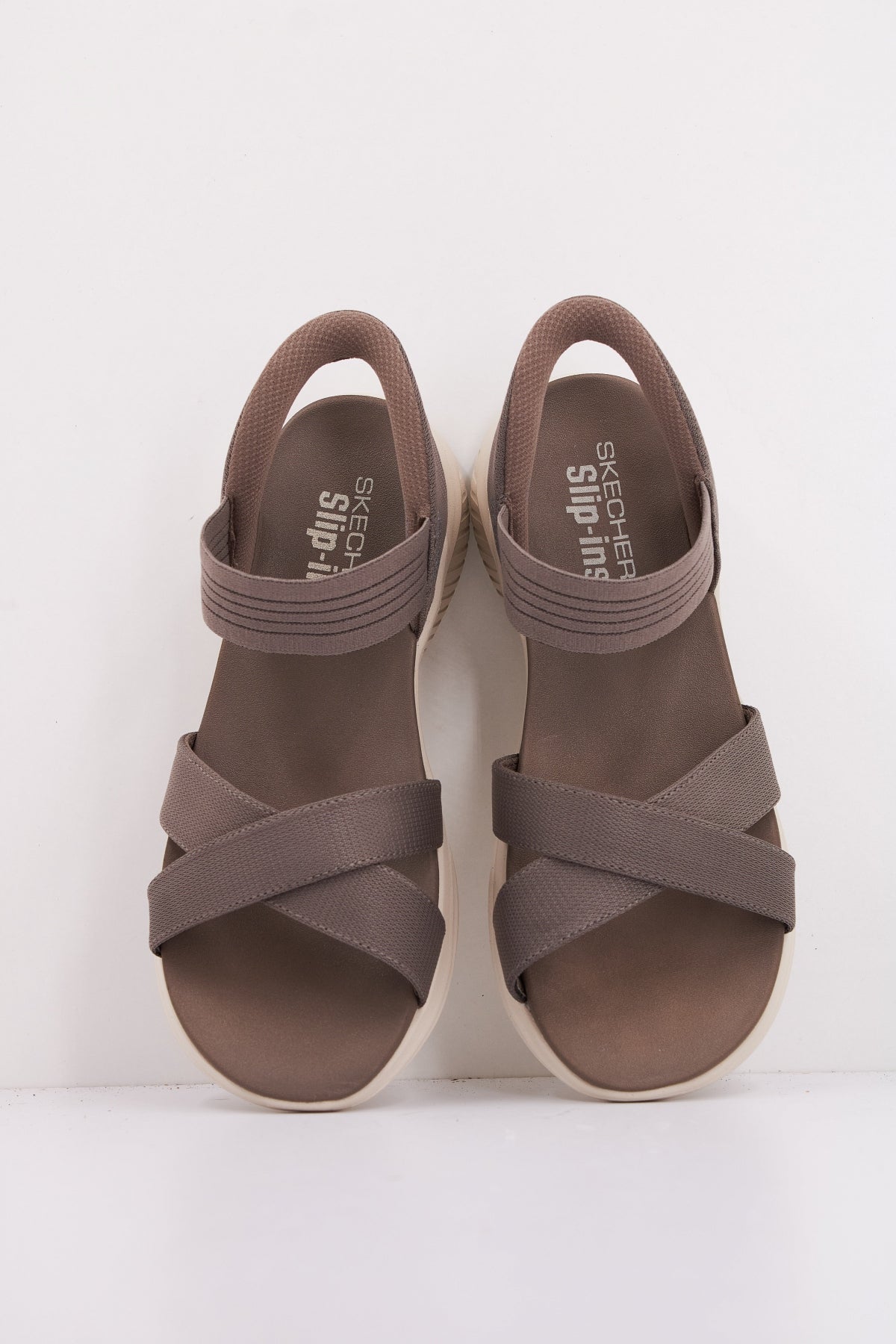 SKECHERS  ULTRA FLEX . SANDAL NEV  en color GRIS  (3)