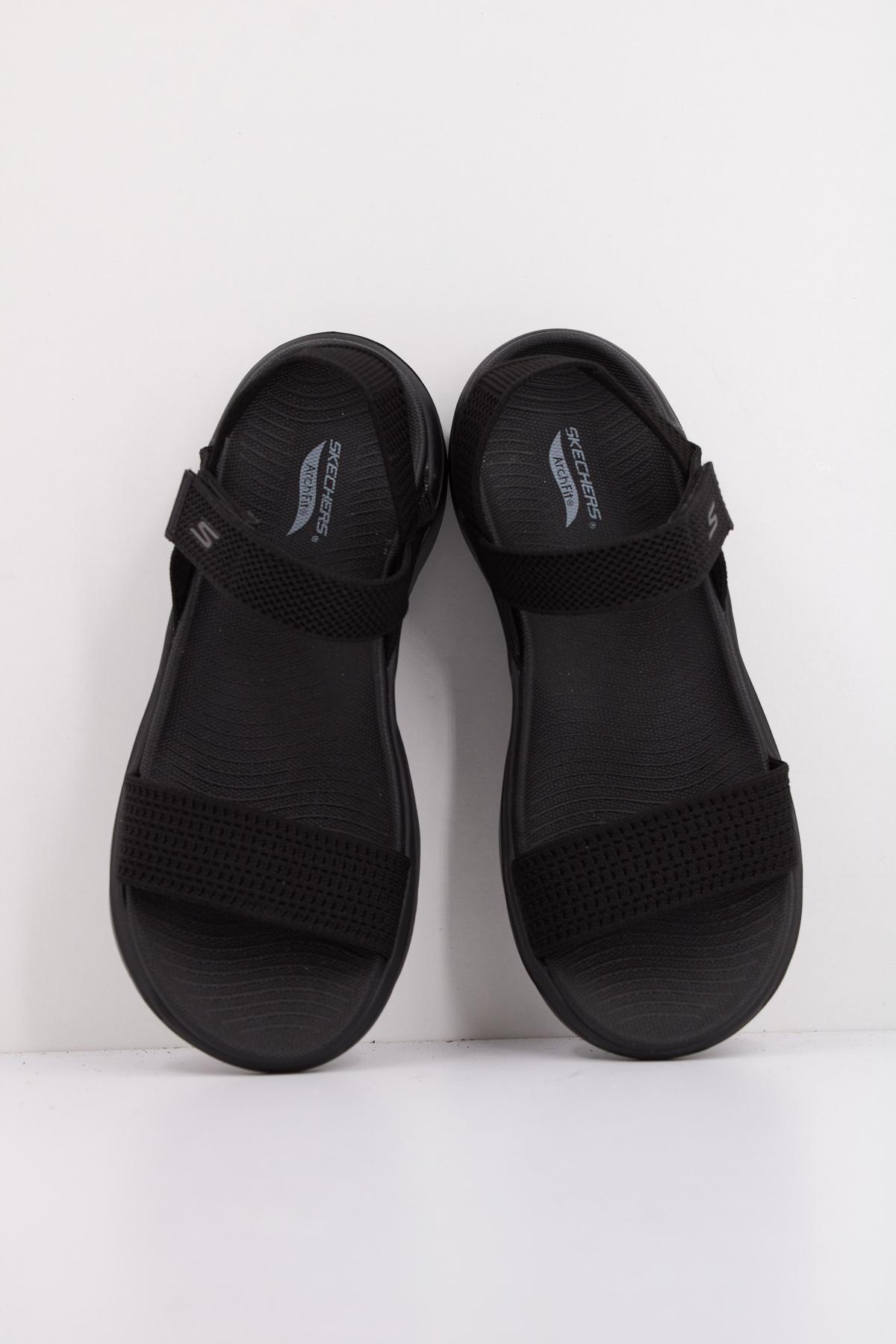 SKECHERS  GO WALK ARCH FIT . en color NEGRO  (3)
