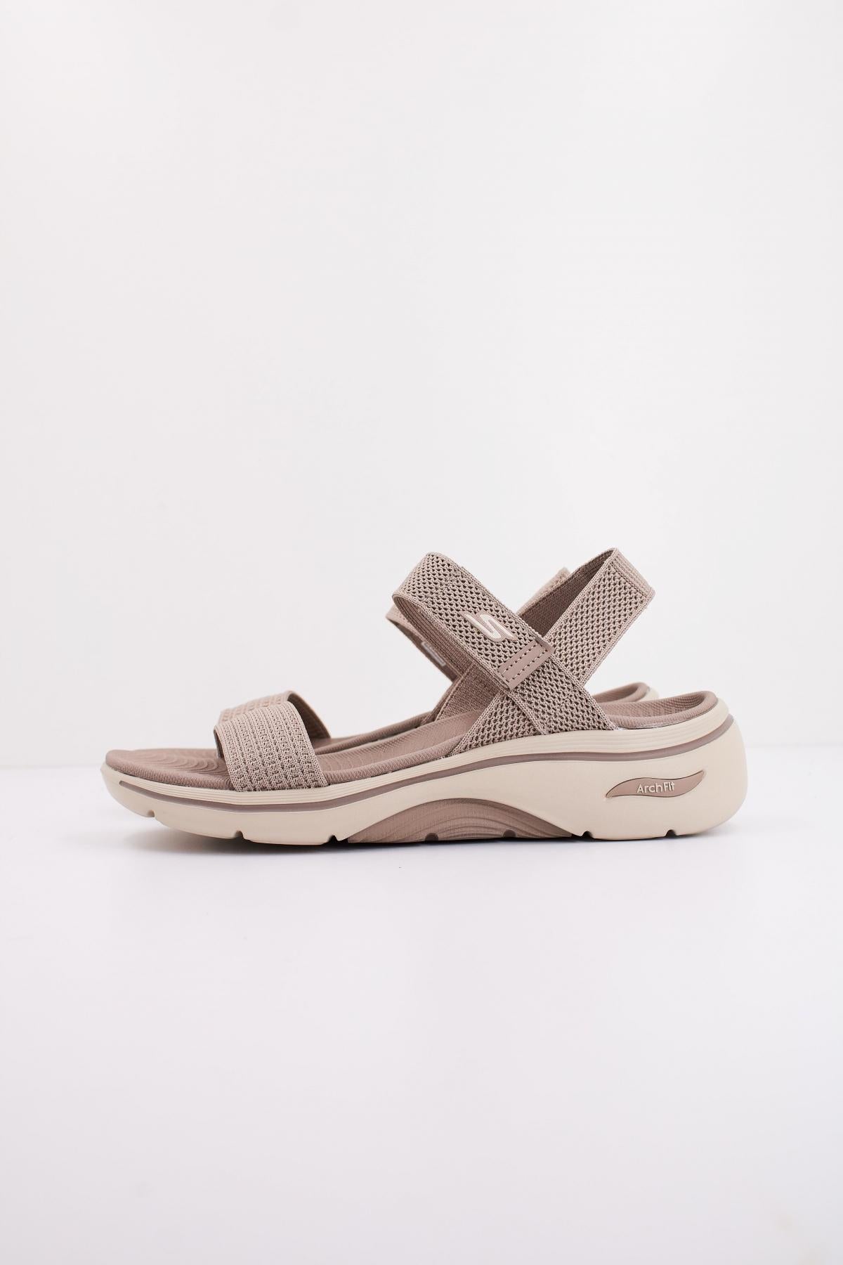SKECHERS  GO WALK ARCH FIT .  en color MARRON  (1)