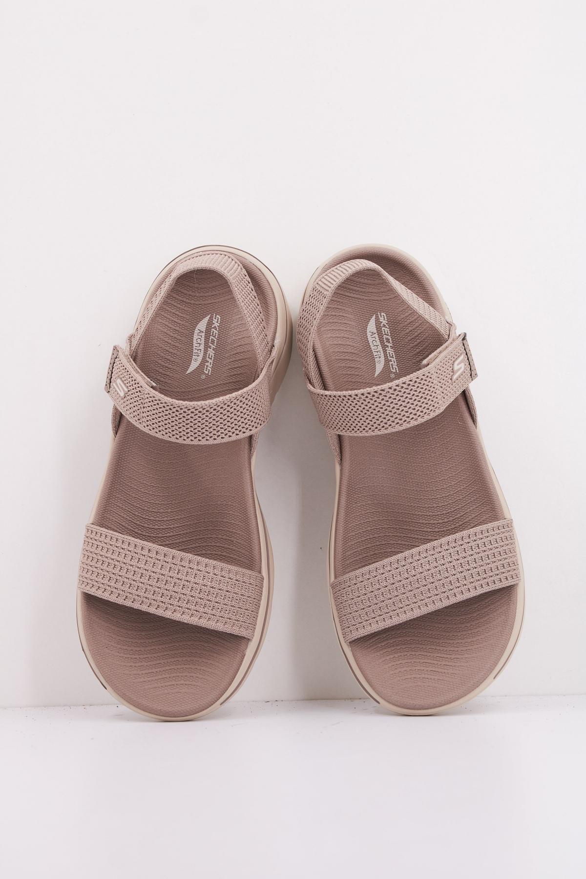 SKECHERS  GO WALK ARCH FIT .  en color MARRON  (3)