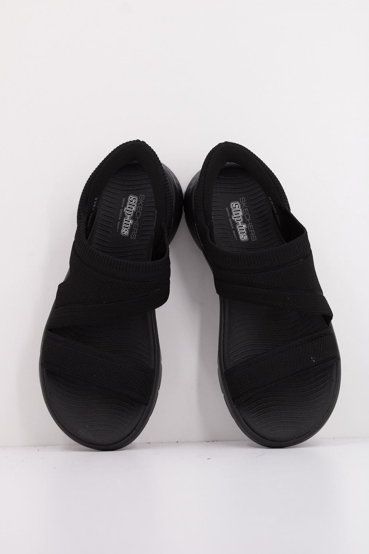 SKECHERS SLIP-INS  GO WALK FLEX en color NEGRO  (3)