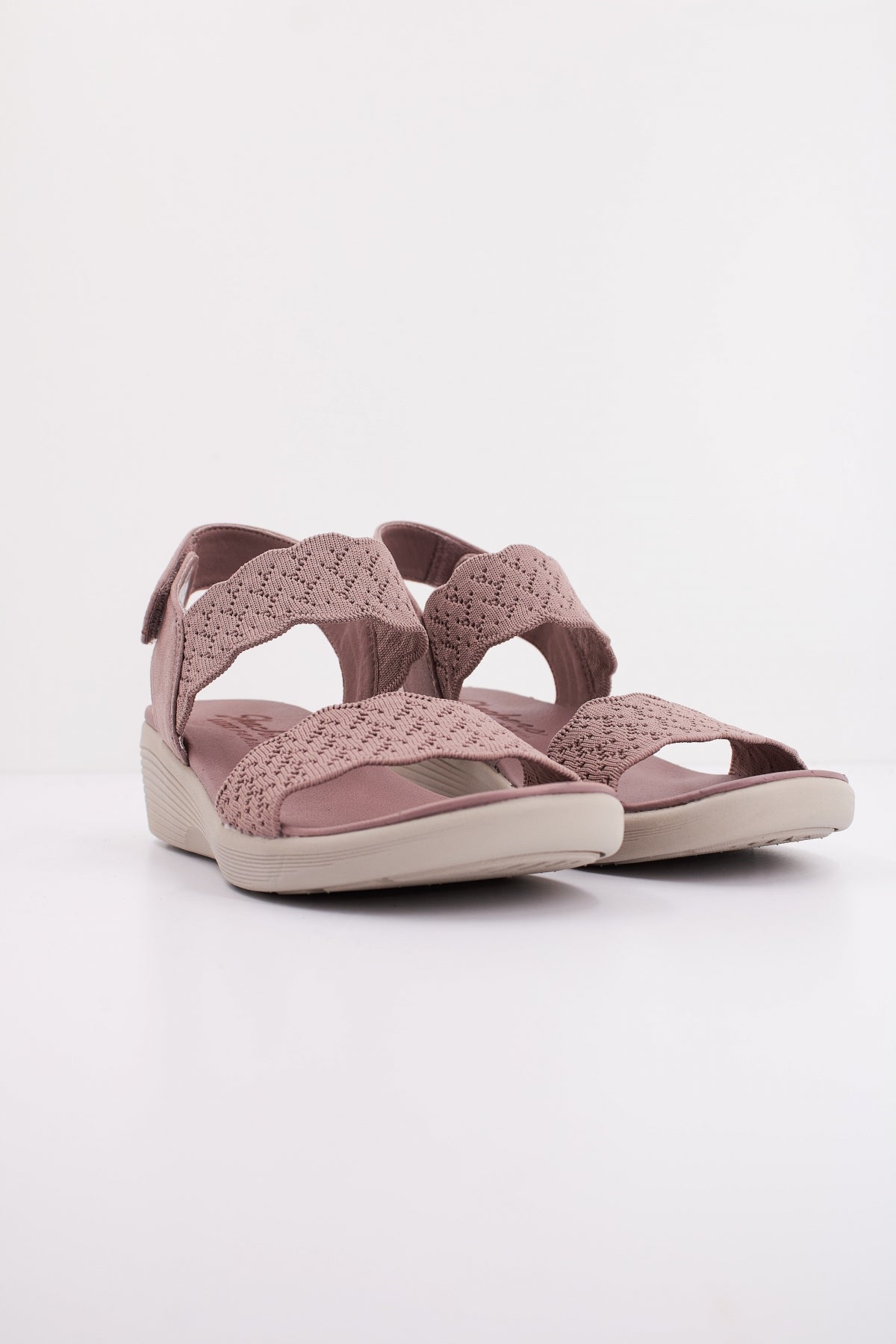 SKECHERS ARYA en color VIOLETA  (2)