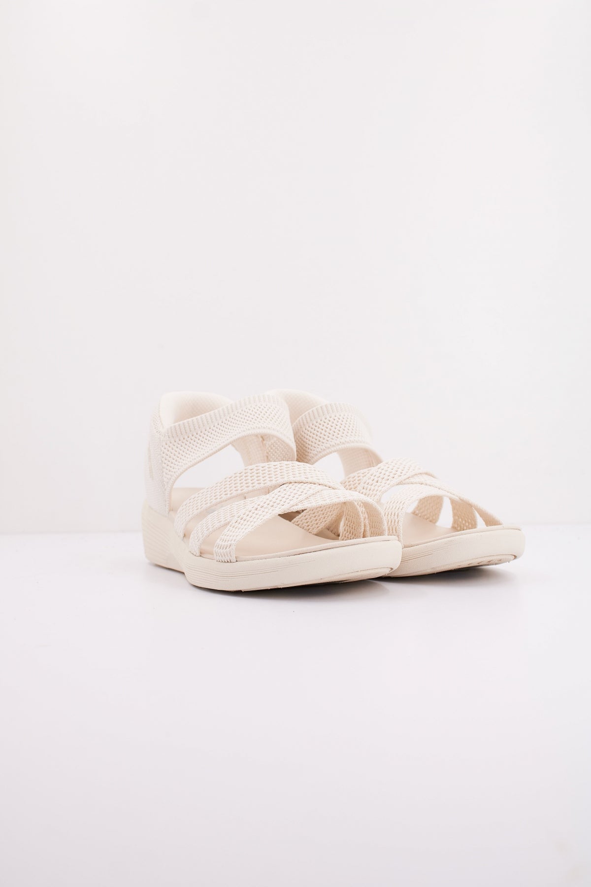 SKECHERS SLIP-INS ARYA en color BLANCO  (2)