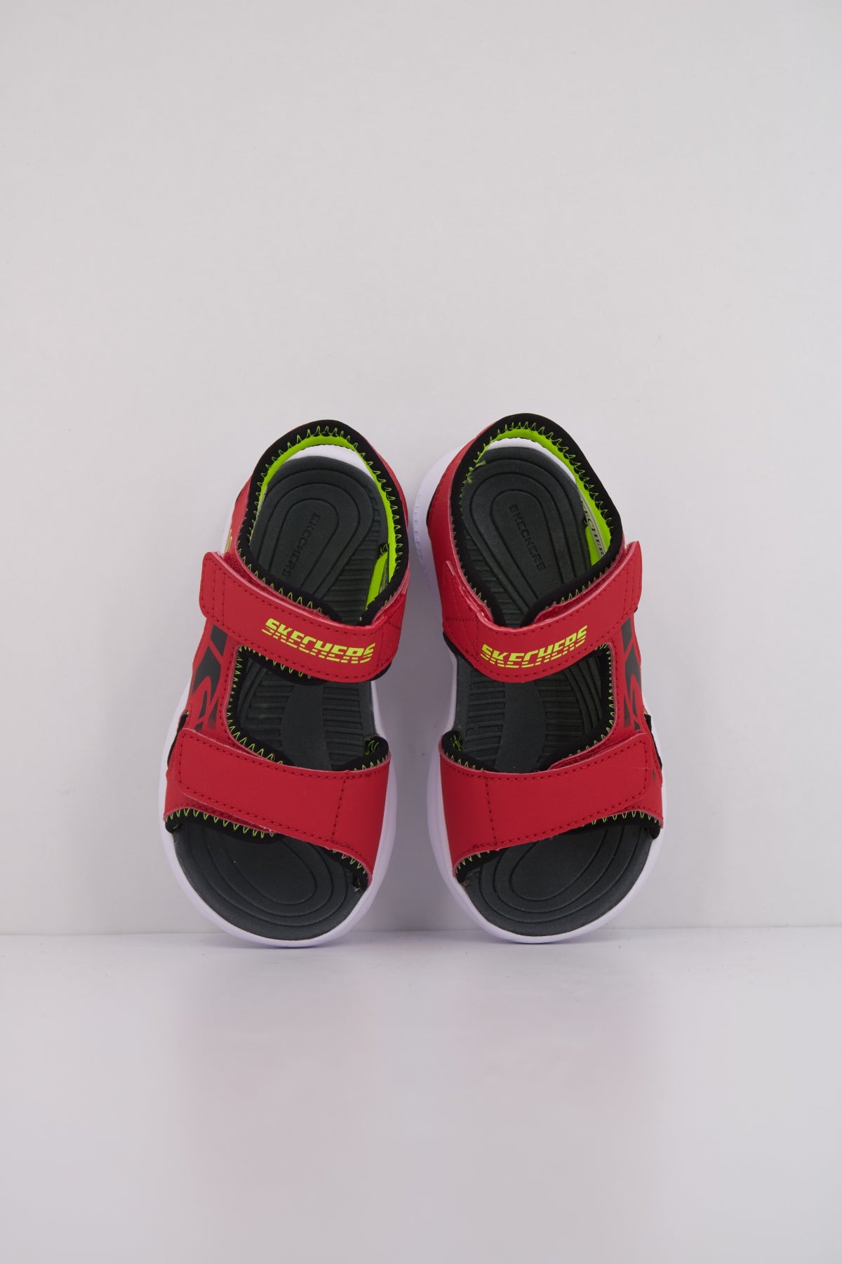 SKECHERS RAZOR SPLASH en color ROJO  (3)