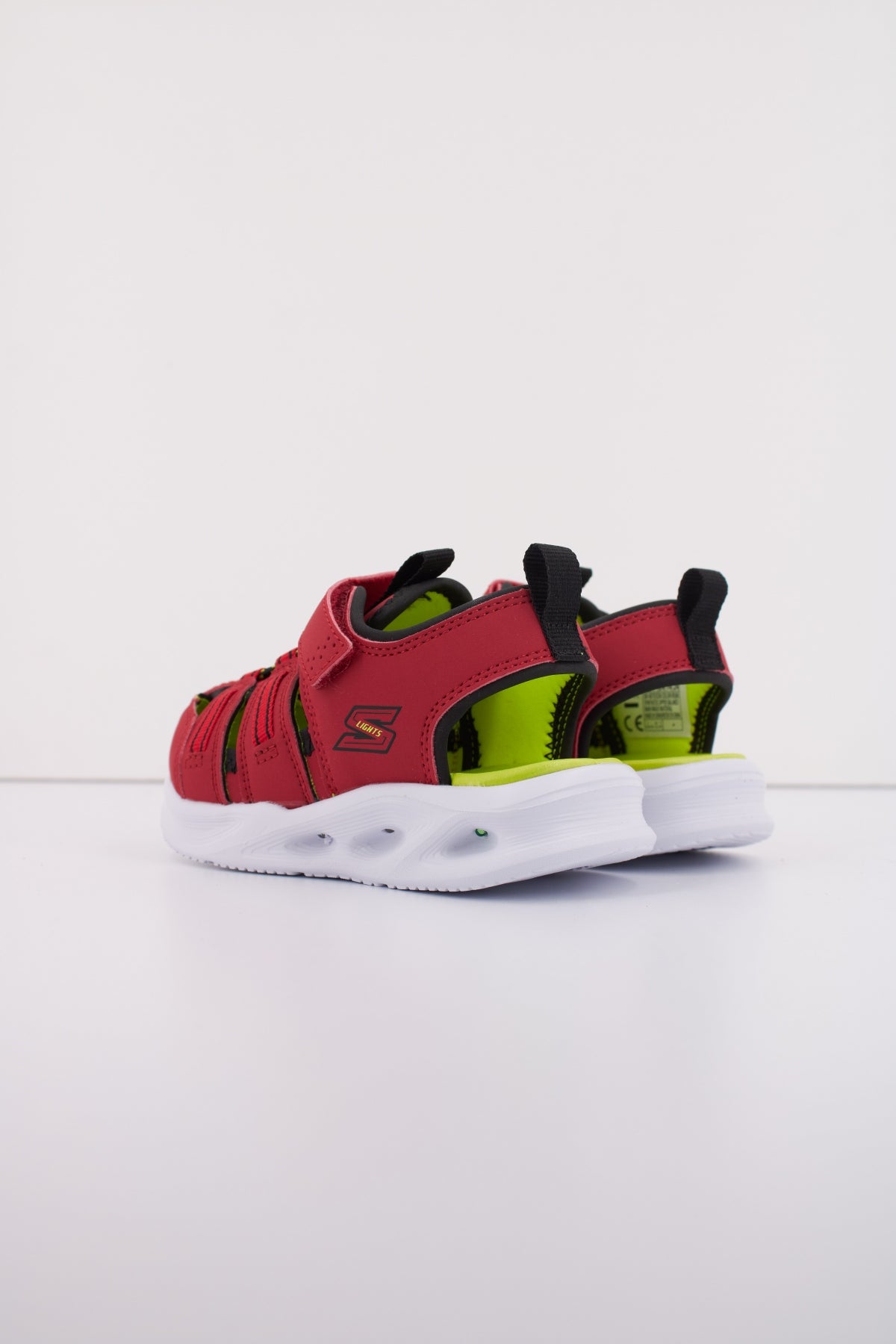 SKECHERS HYPER COAST en color ROJO  (4)