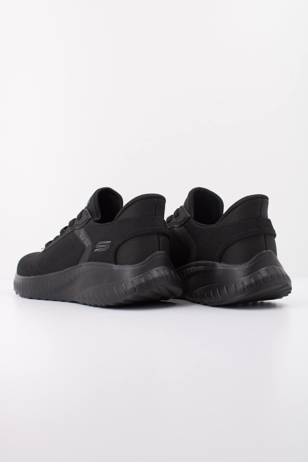 SKECHERS BOB SQUAD CHAOS SOLID STEP en color NEGRO  (4)