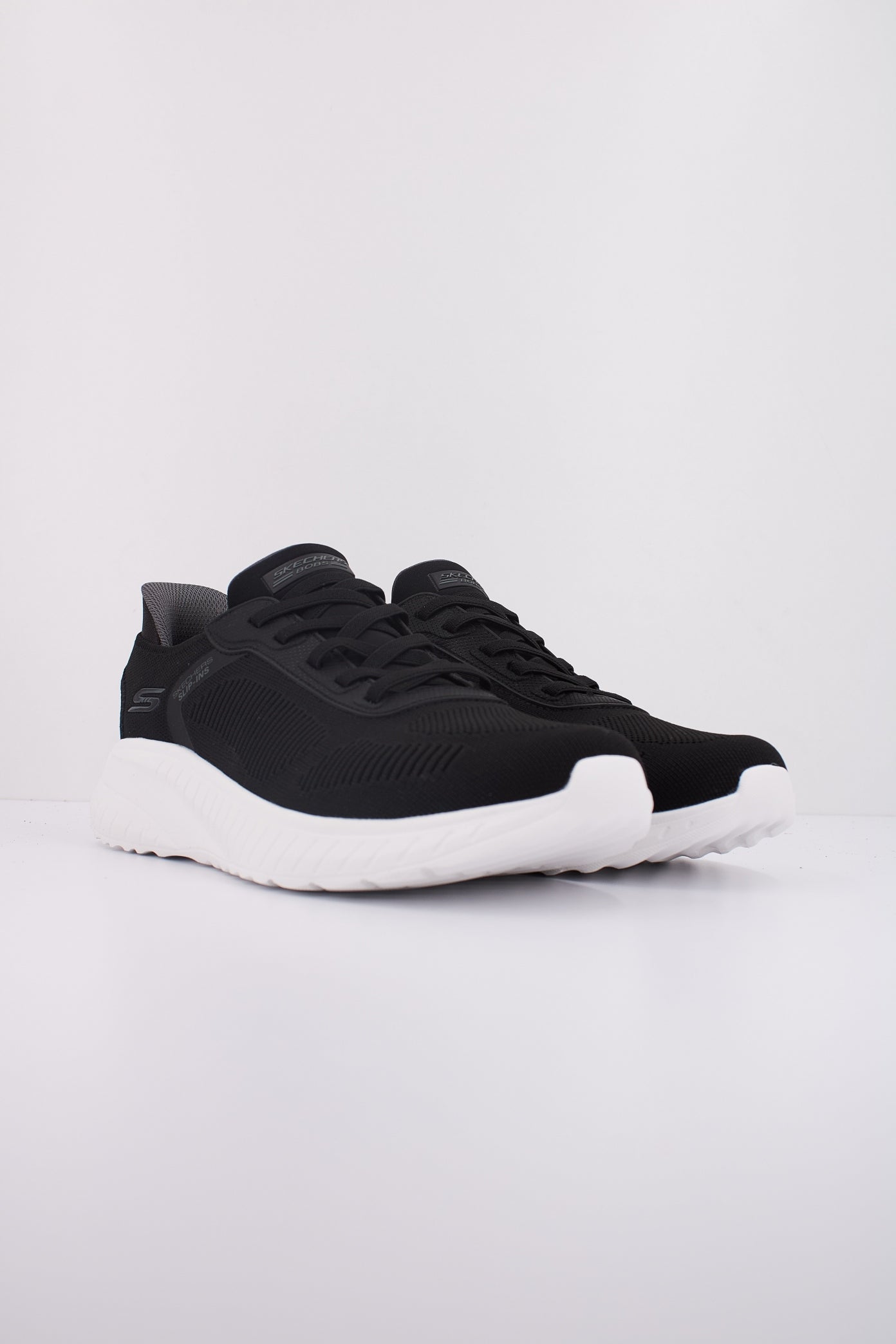 SKECHERS SLIP-INS BOBS SQUAD CHAOS en color NEGRO  (2)