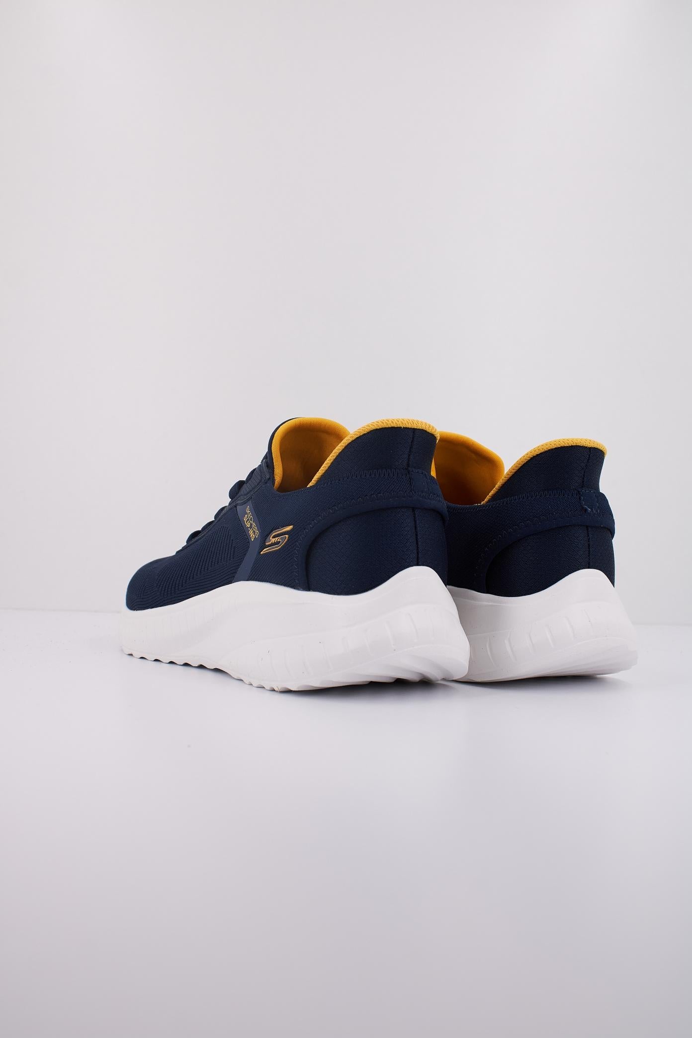 SKECHERS BOB SQUAD CHAOS SOLID STEP en color AZUL  (4)