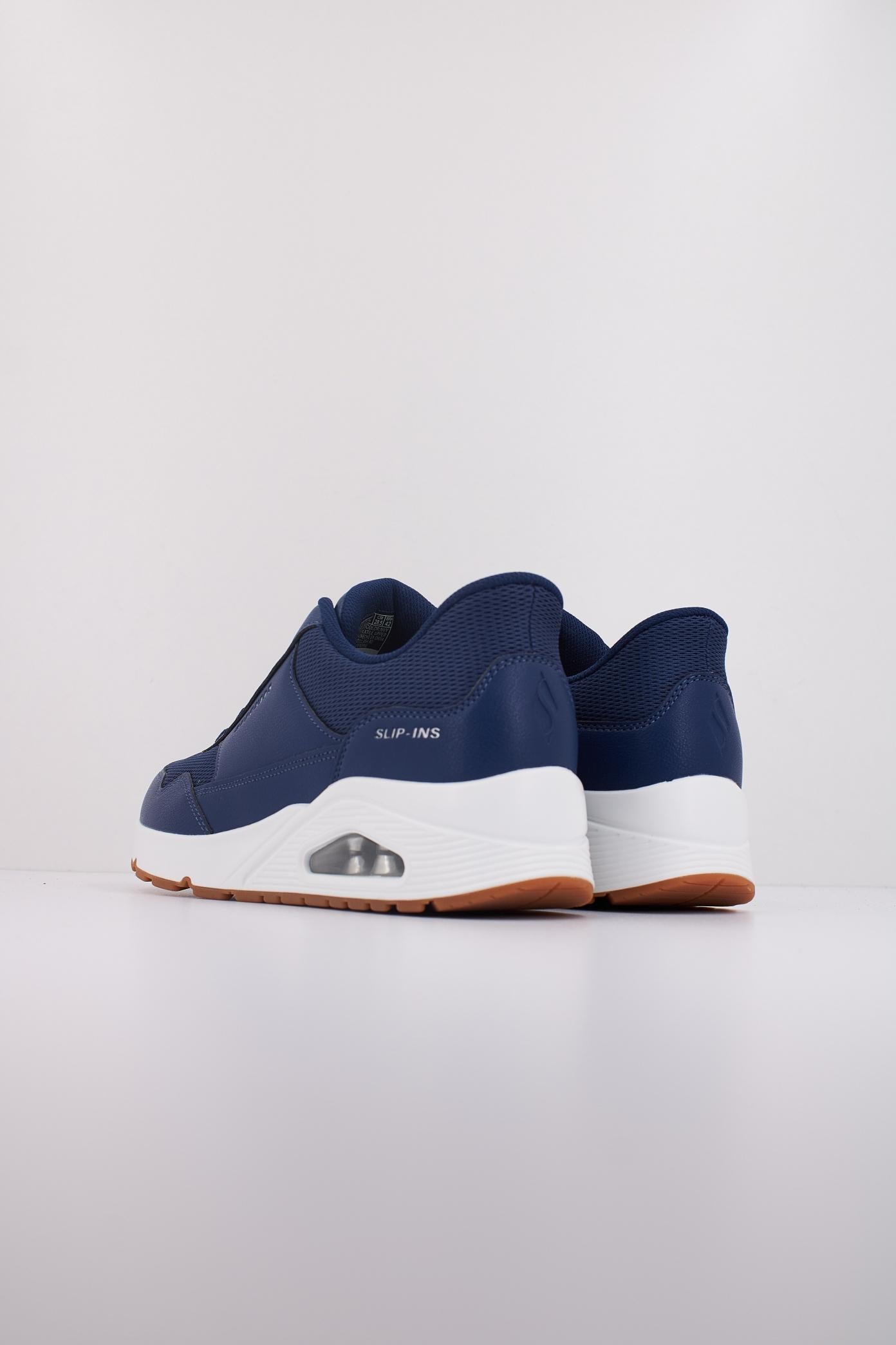 SKECHERS UNO - BANKSIA SLIP-INS en color AZUL  (4)