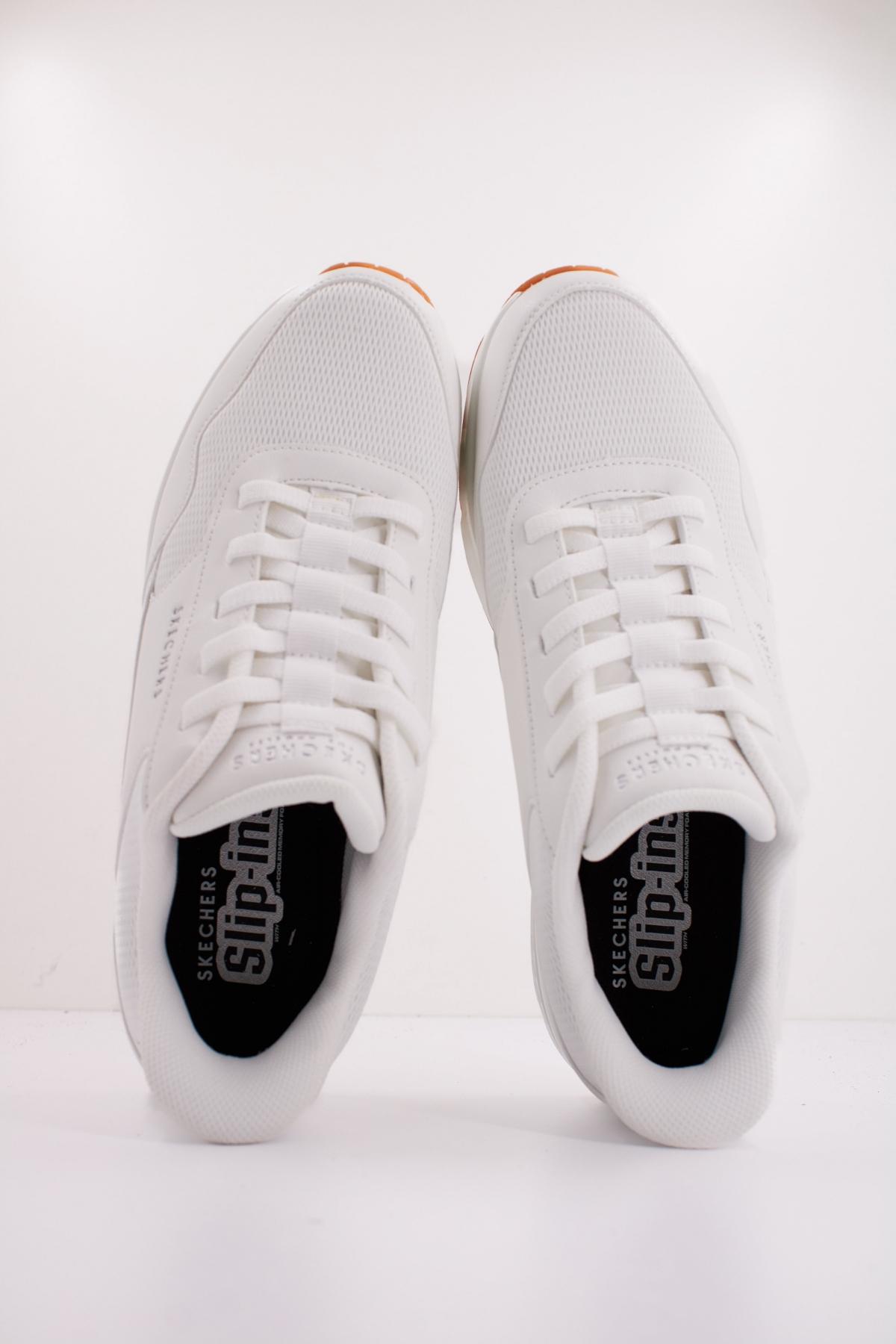 SKECHERS UNO - BANKSIA SLIP-INS en color BLANCO  (3)