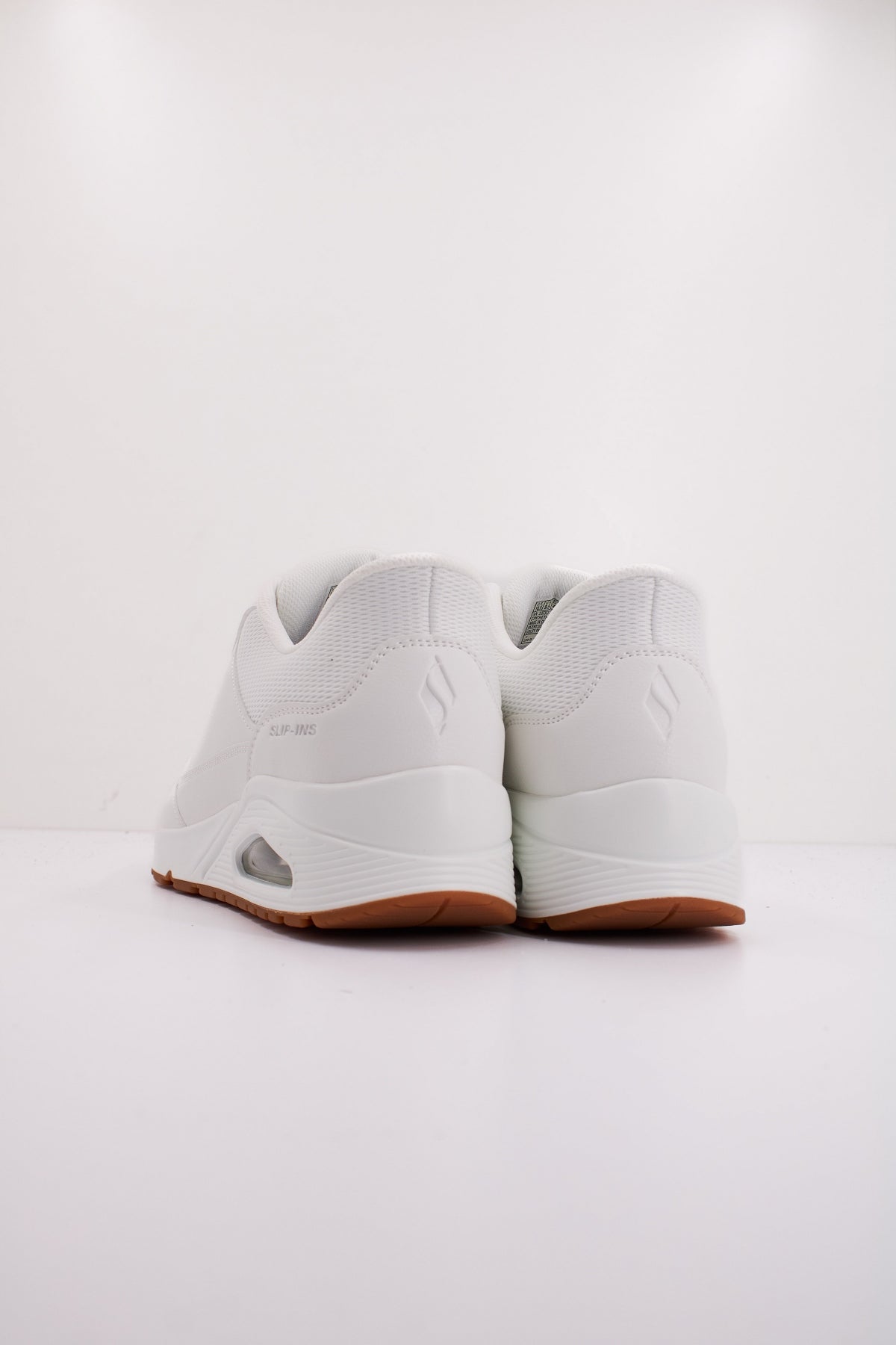 SKECHERS UNO - BANKSIA SLIP-INS en color BLANCO  (4)