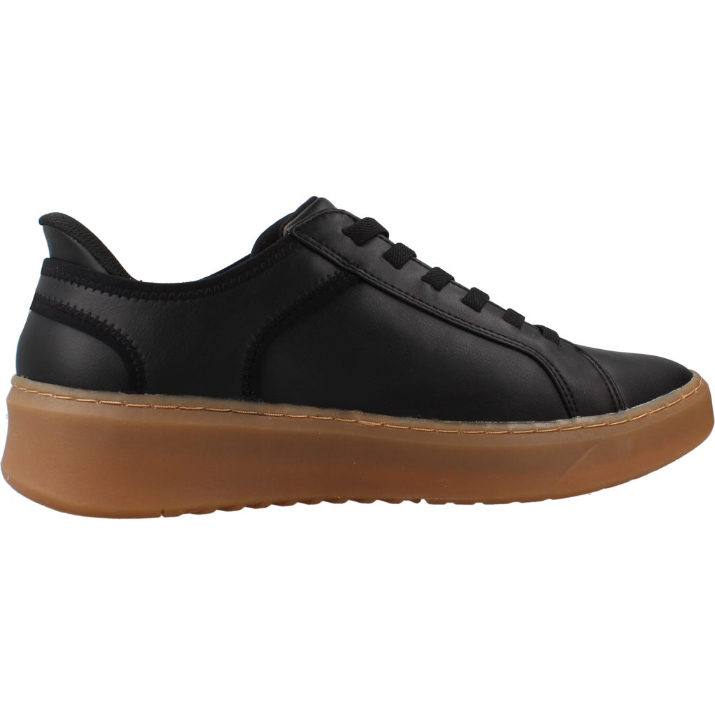 SKECHERS COURT BREAK SLIP-INS en color NEGRO  (4)
