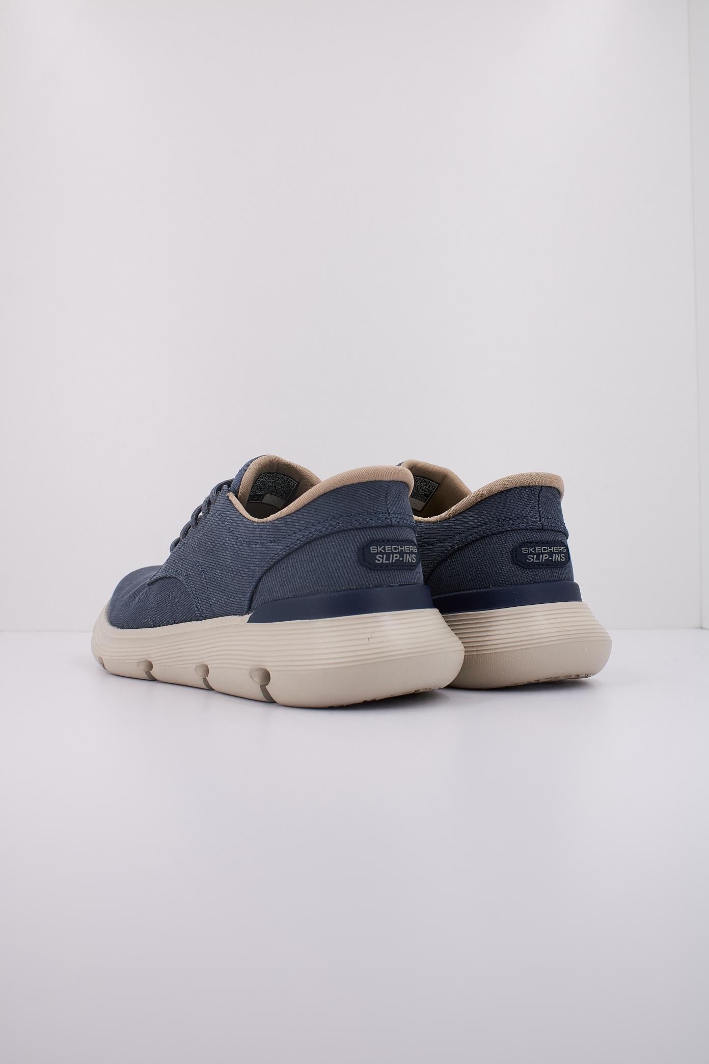 SKECHERS GARZAS en color AZUL  (4)
