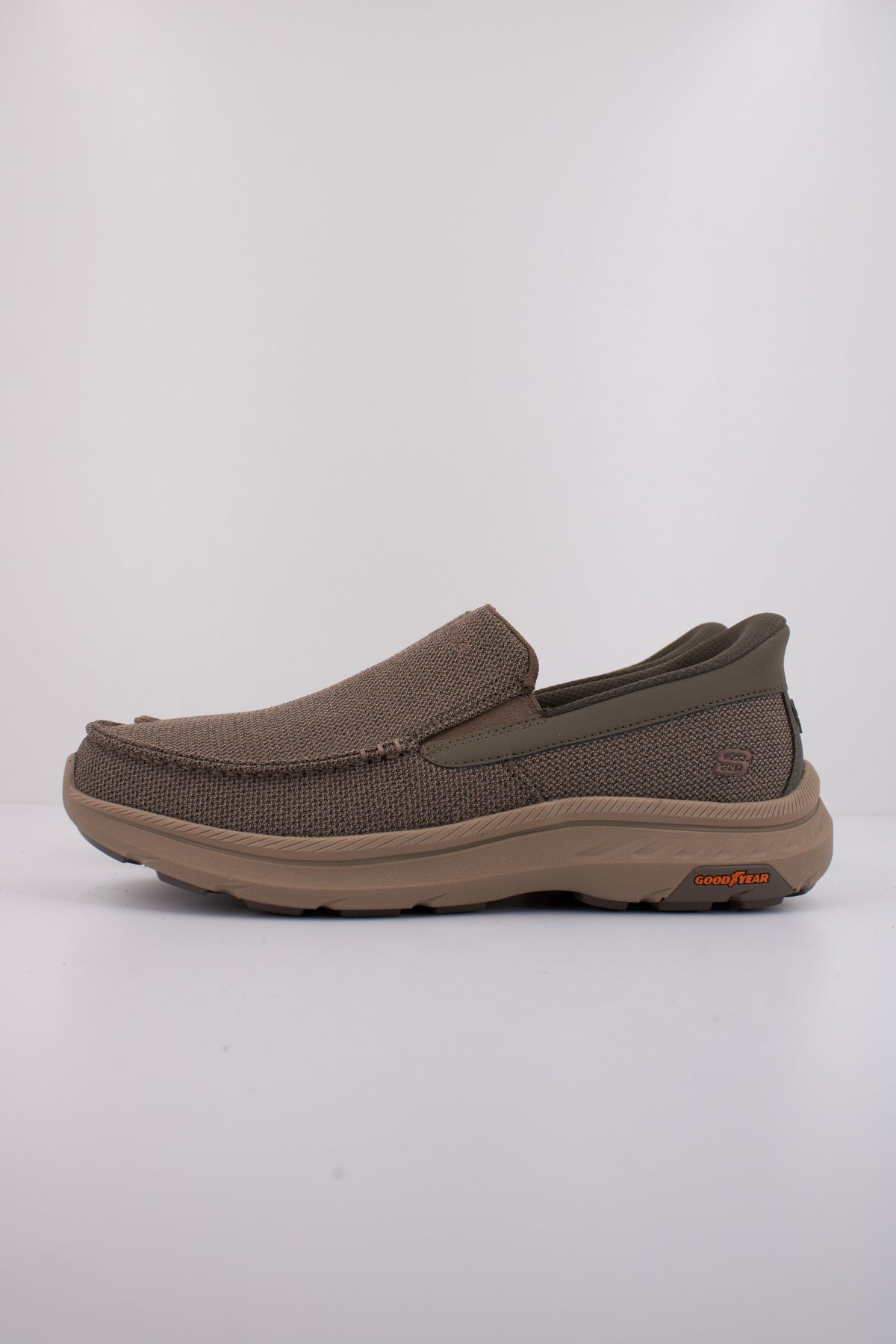 SKECHERS S POLLARD en color BEIS  (1)