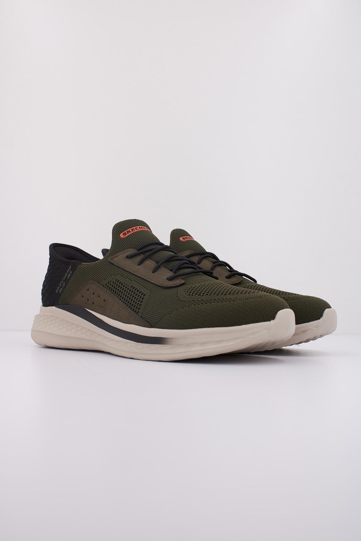 SKECHERS SLIP-INS S SLADE en color VERDE  (2)