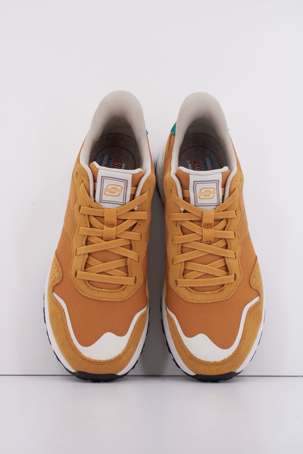 SKECHERS SLIP-INS SLADE ULTRA-MERCER en color AMARILLO  (3)
