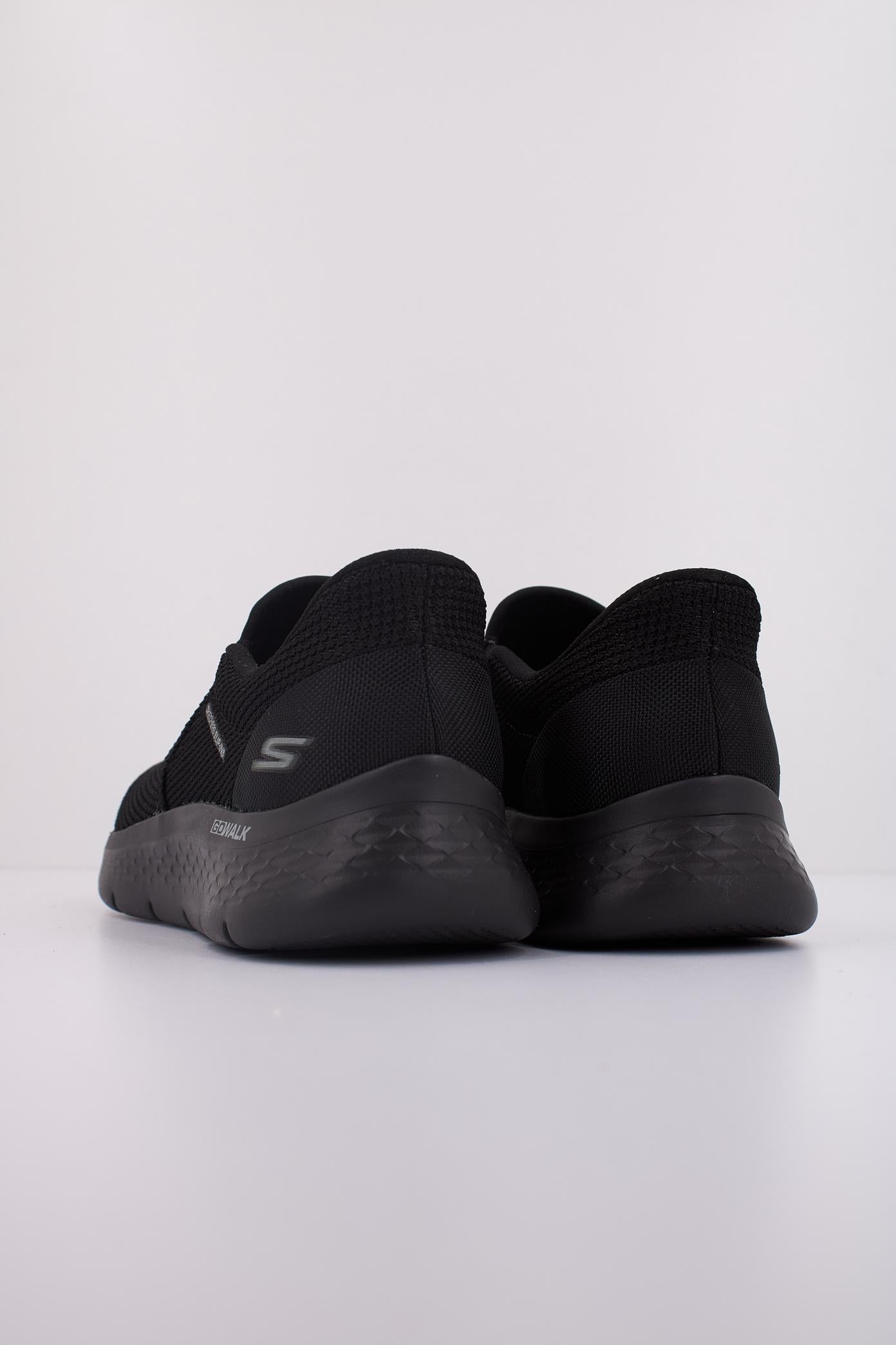 SKECHERS GO WALK FLEX en color NEGRO  (4)