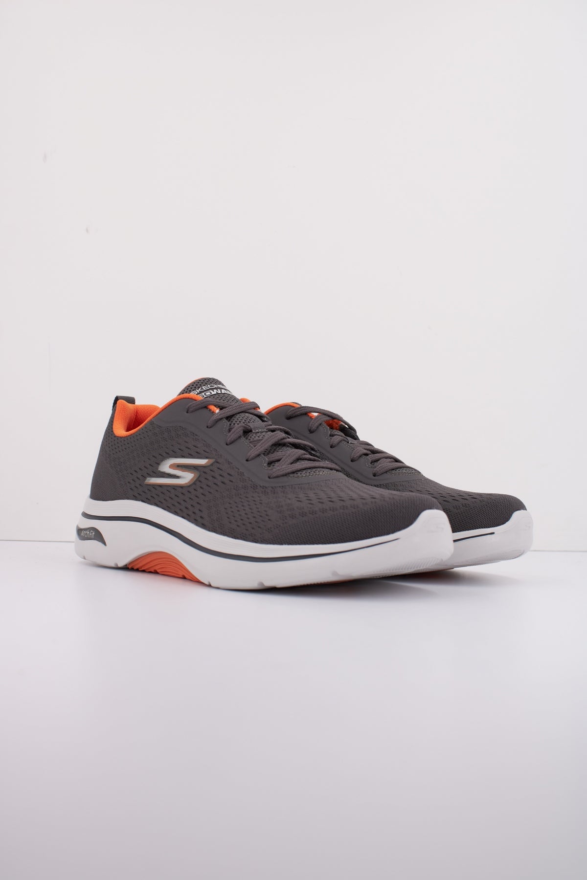 SKECHERS GO WALK ARCH FIT . en color GRIS  (3)
