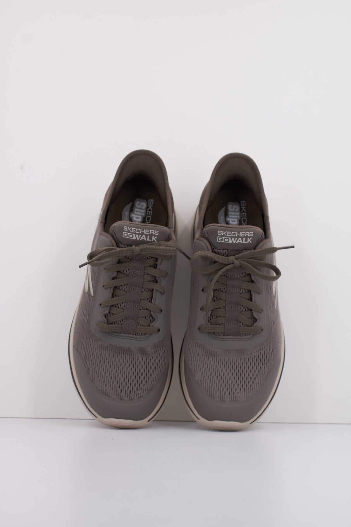 SKECHERS GO WALK ARCH . en color MARRON  (3)
