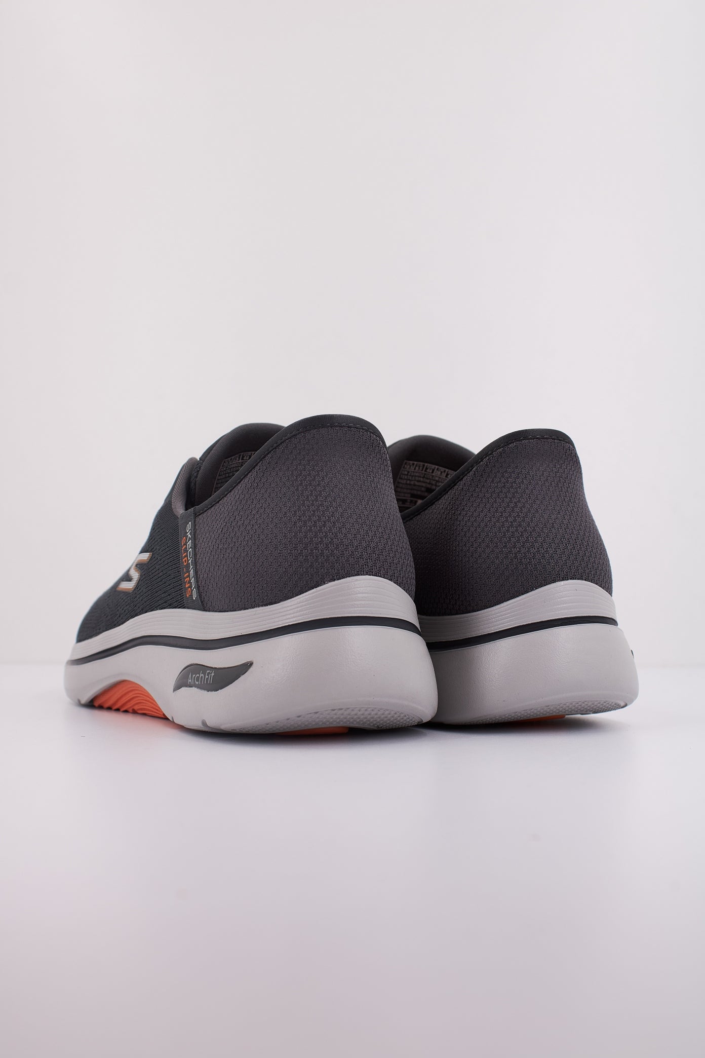 SKECHERS GO WALK ARCH . en color GRIS  (4)