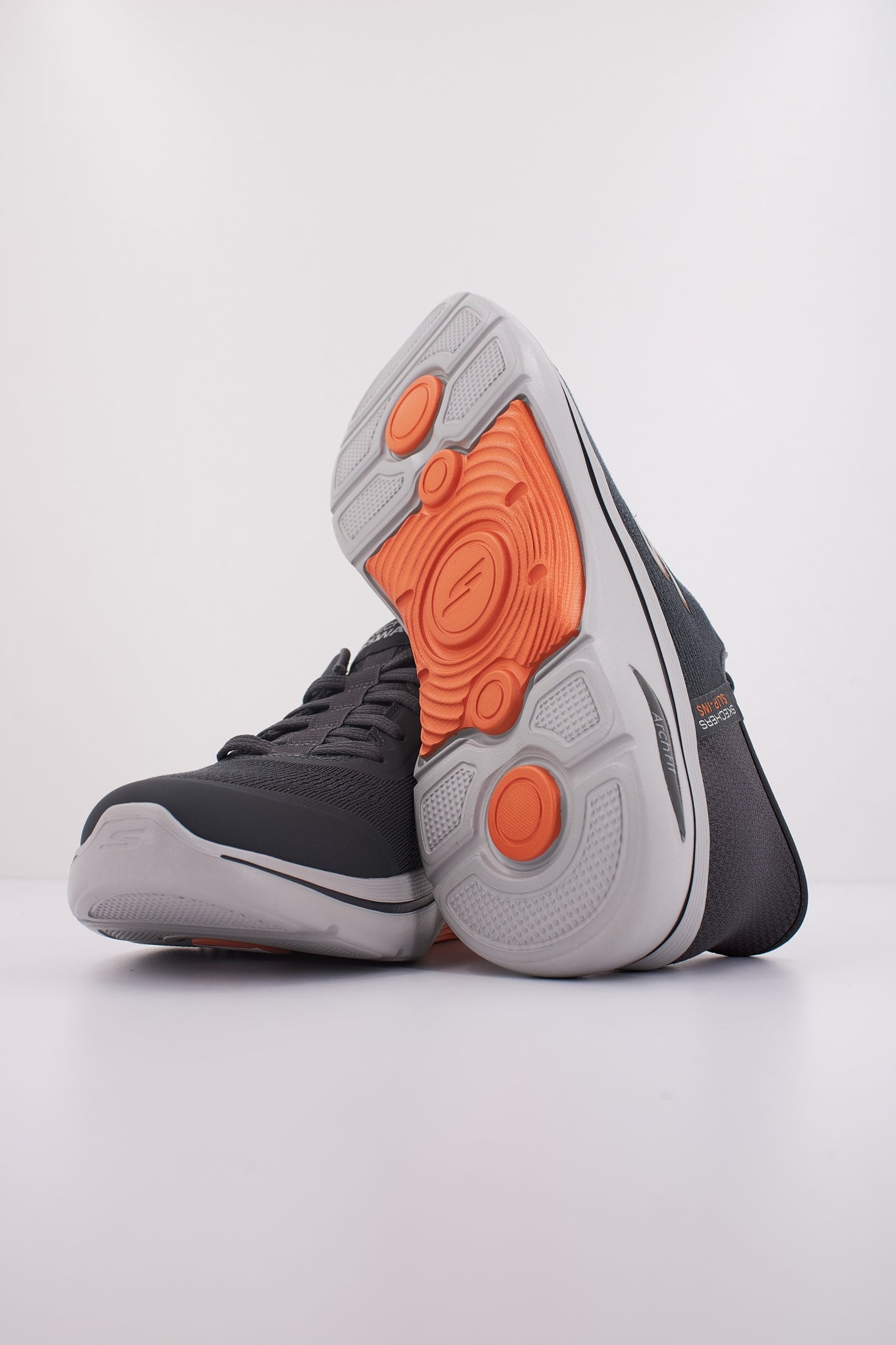 SKECHERS GO WALK ARCH . en color GRIS  (5)
