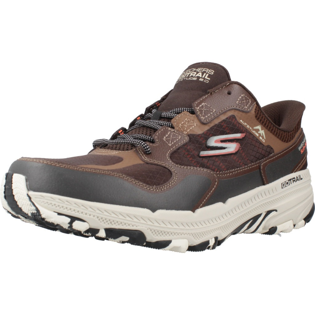 SKECHERS GO RUN TRAIL . en color MARRON  (1)