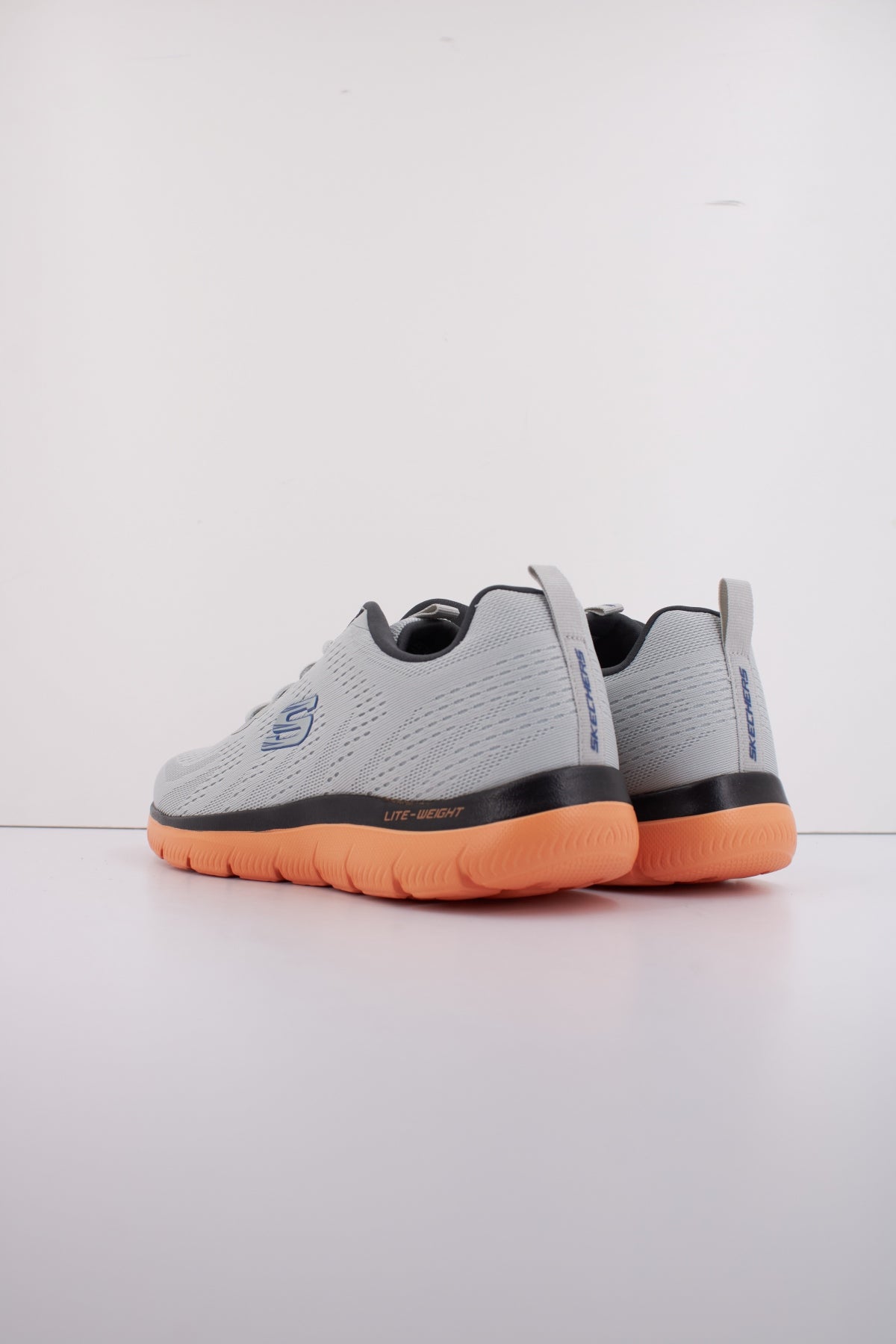 SKECHERS SUMMITS en color GRIS  (4)