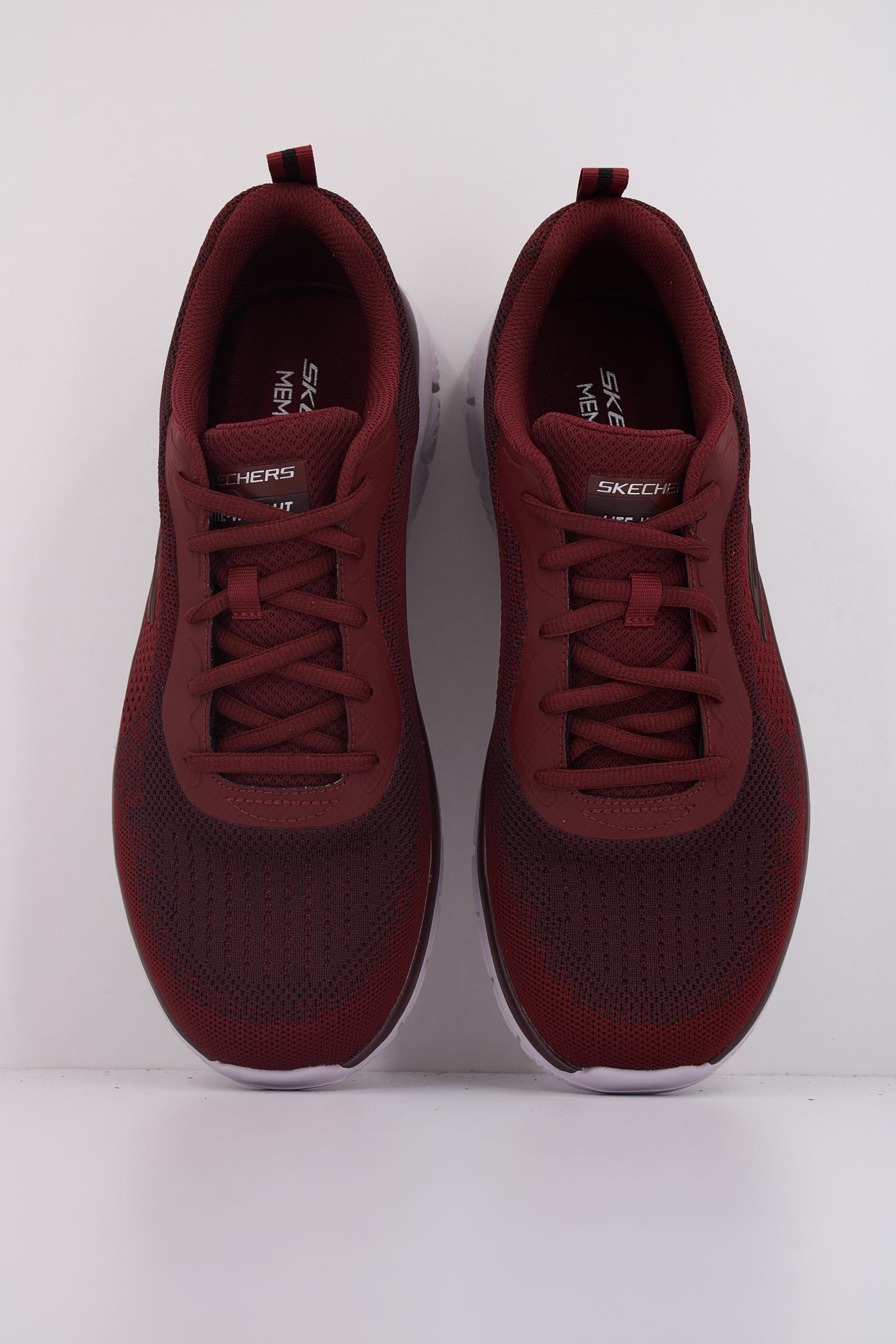 SKECHERS TRACK en color BURDEOS  (3)