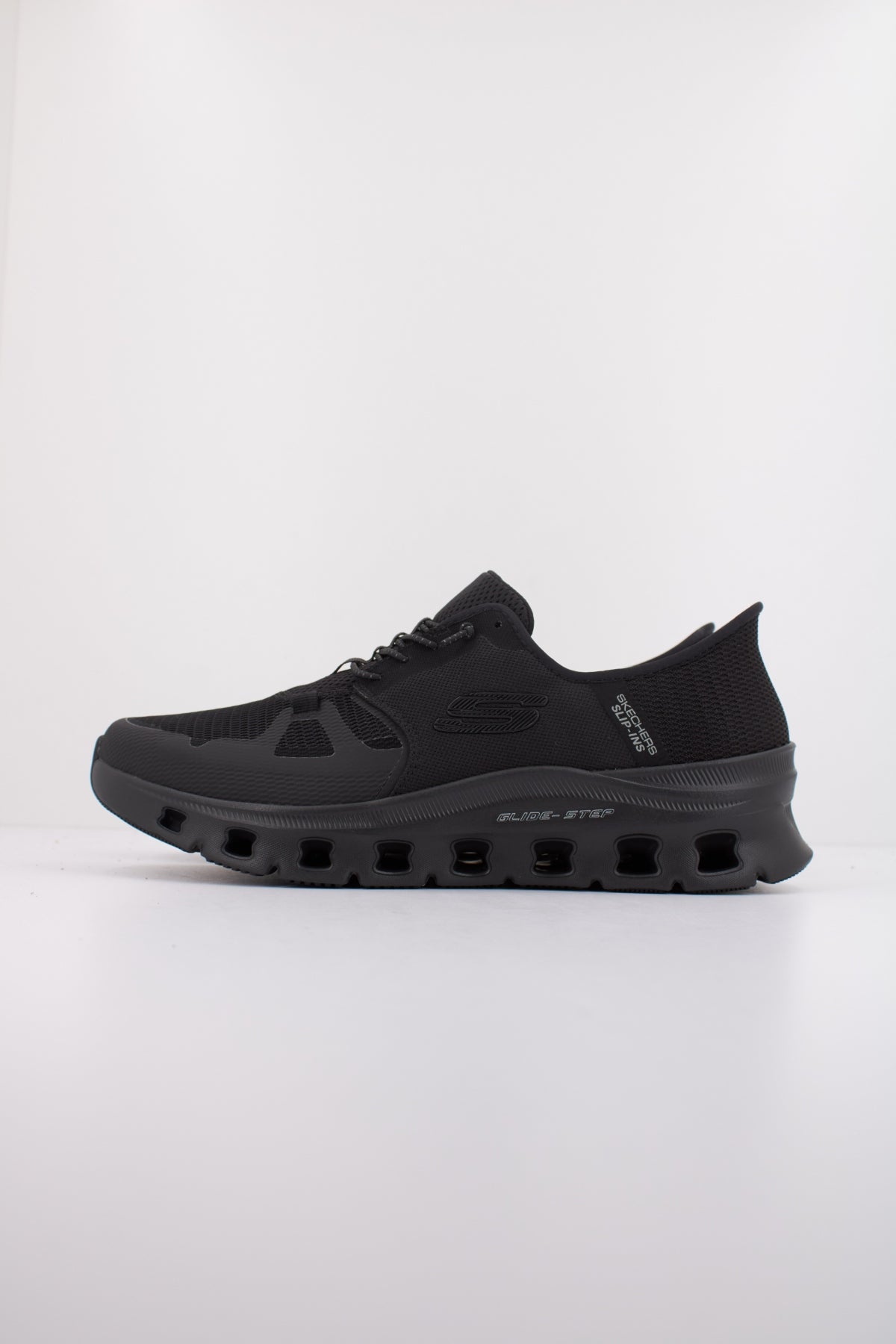 SKECHERS GLIDE-STEP PRO en color NEGRO  (1)
