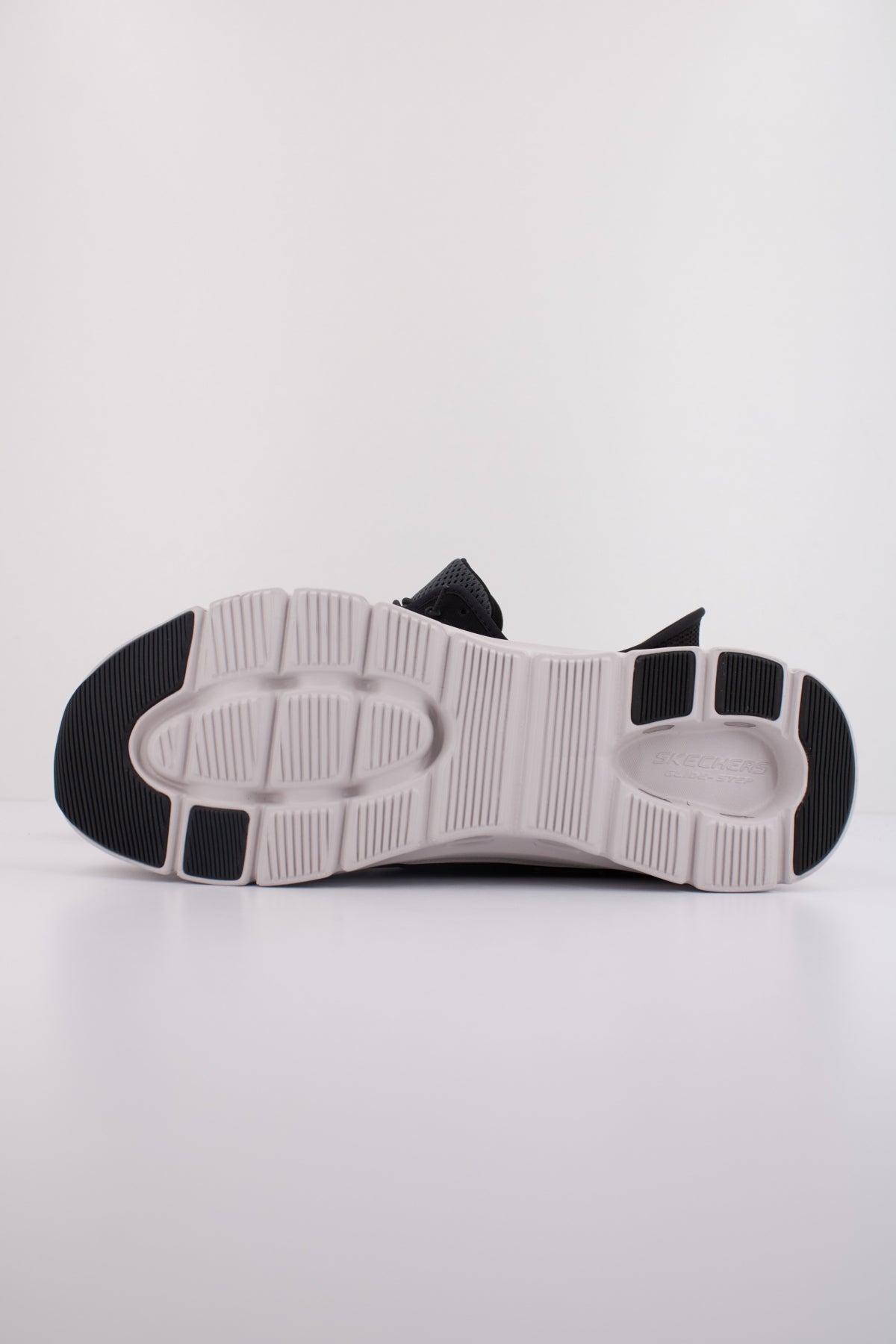 SKECHERS  GLIDE STEP PRO  en color NEGRO  (5)