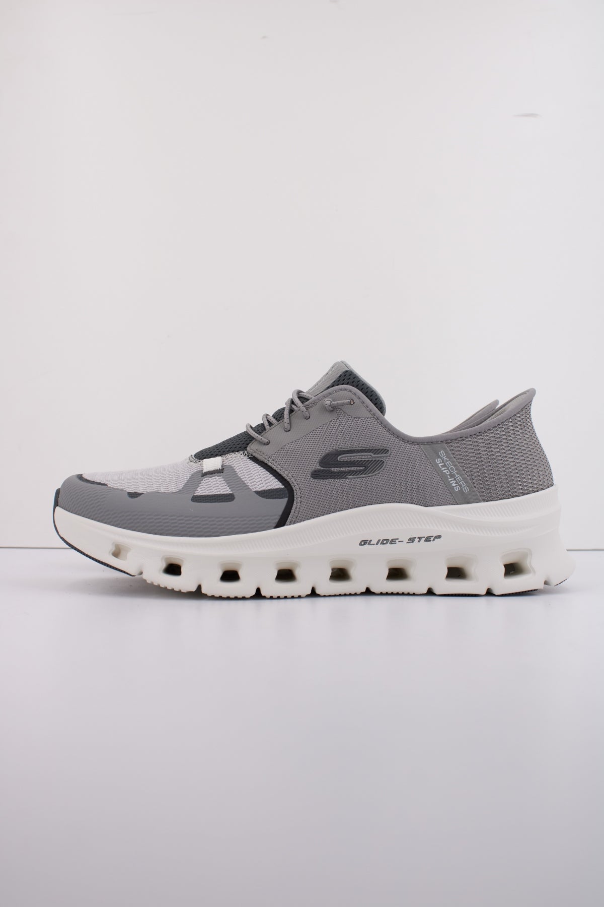 SKECHERS  GLIDE STEP PRO  en color GRIS  (1)