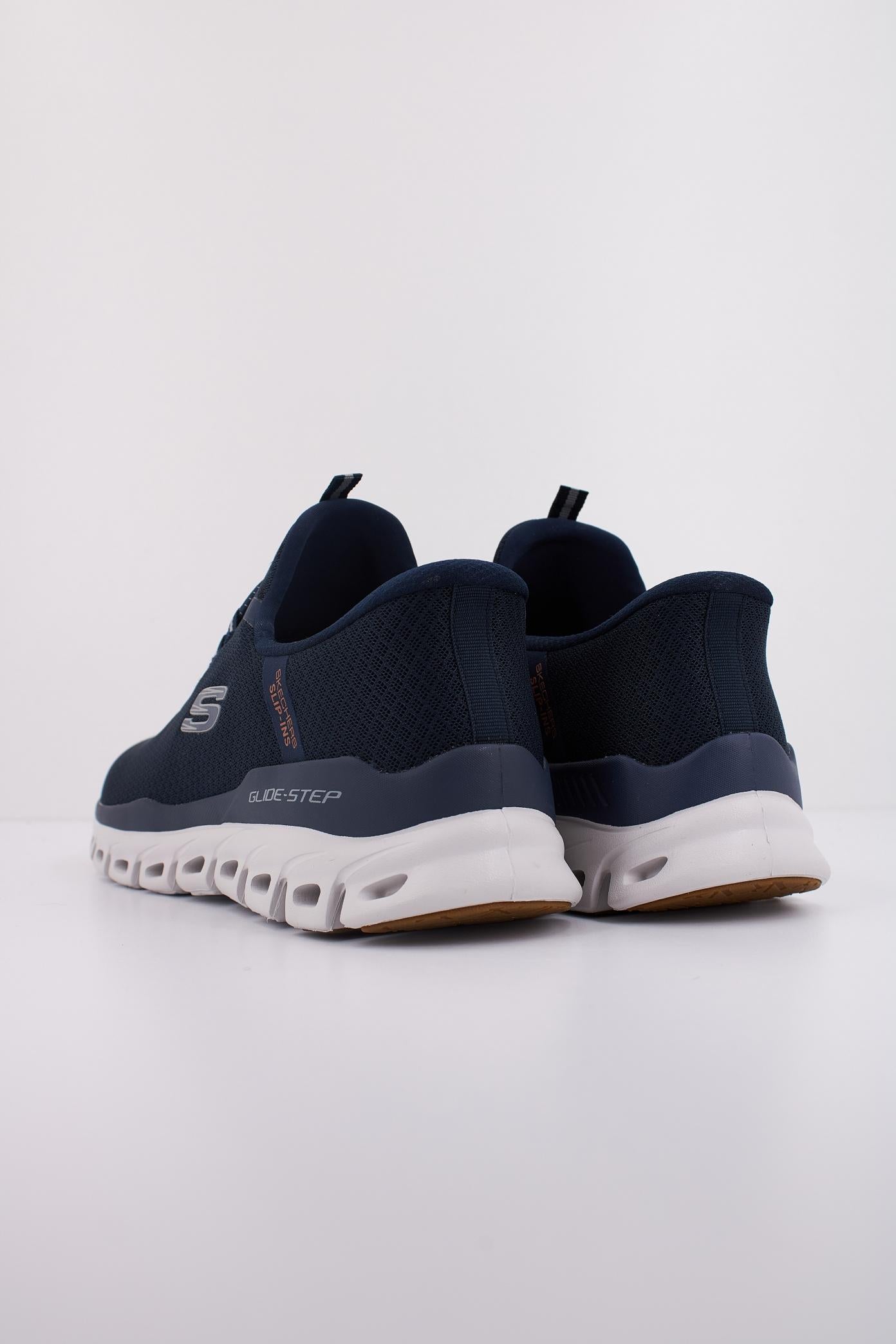 SKECHERS SLIP-INS S SUMMITS en color AZUL  (4)