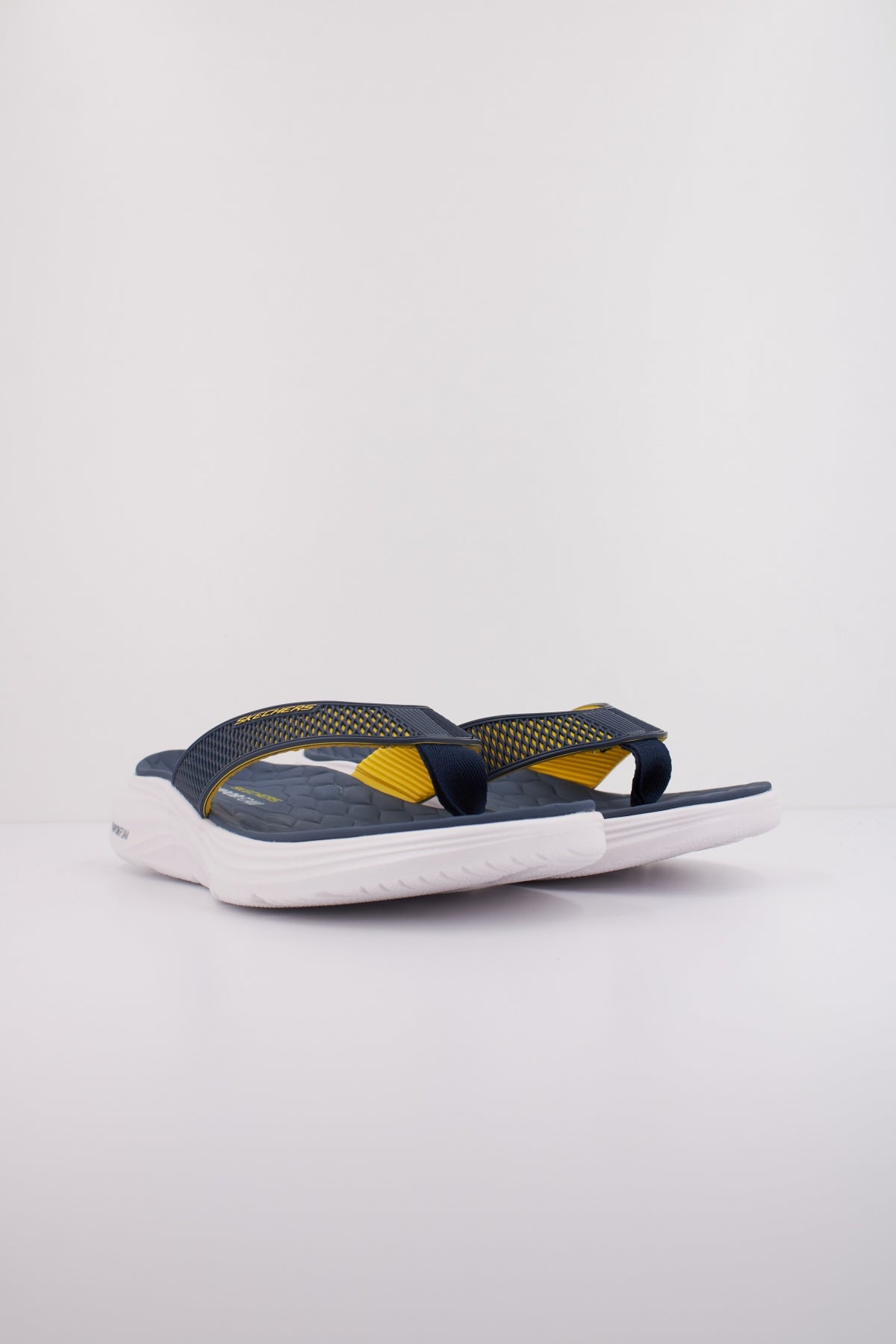 SKECHERS SAYTO en color AZUL  (2)