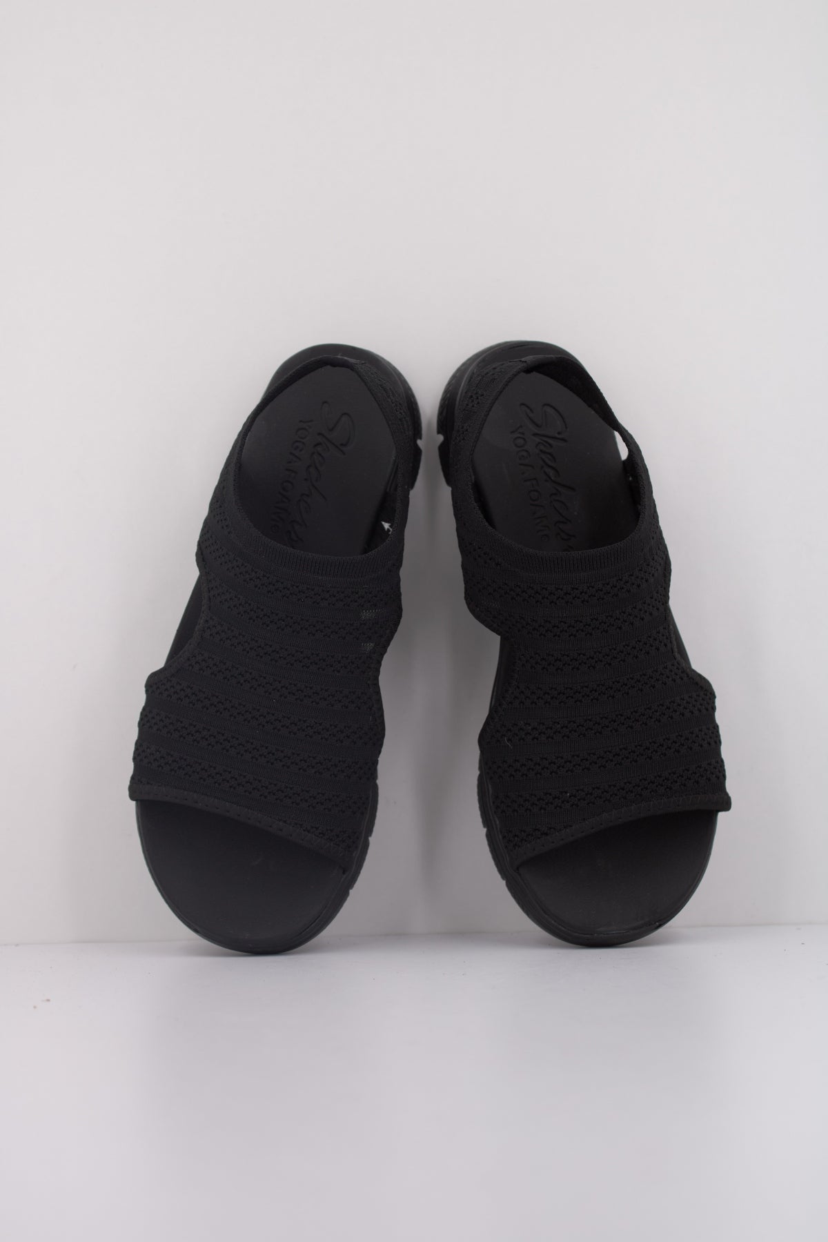SKECHERS  FLEX APPEAL . BO en color NEGRO  (3)