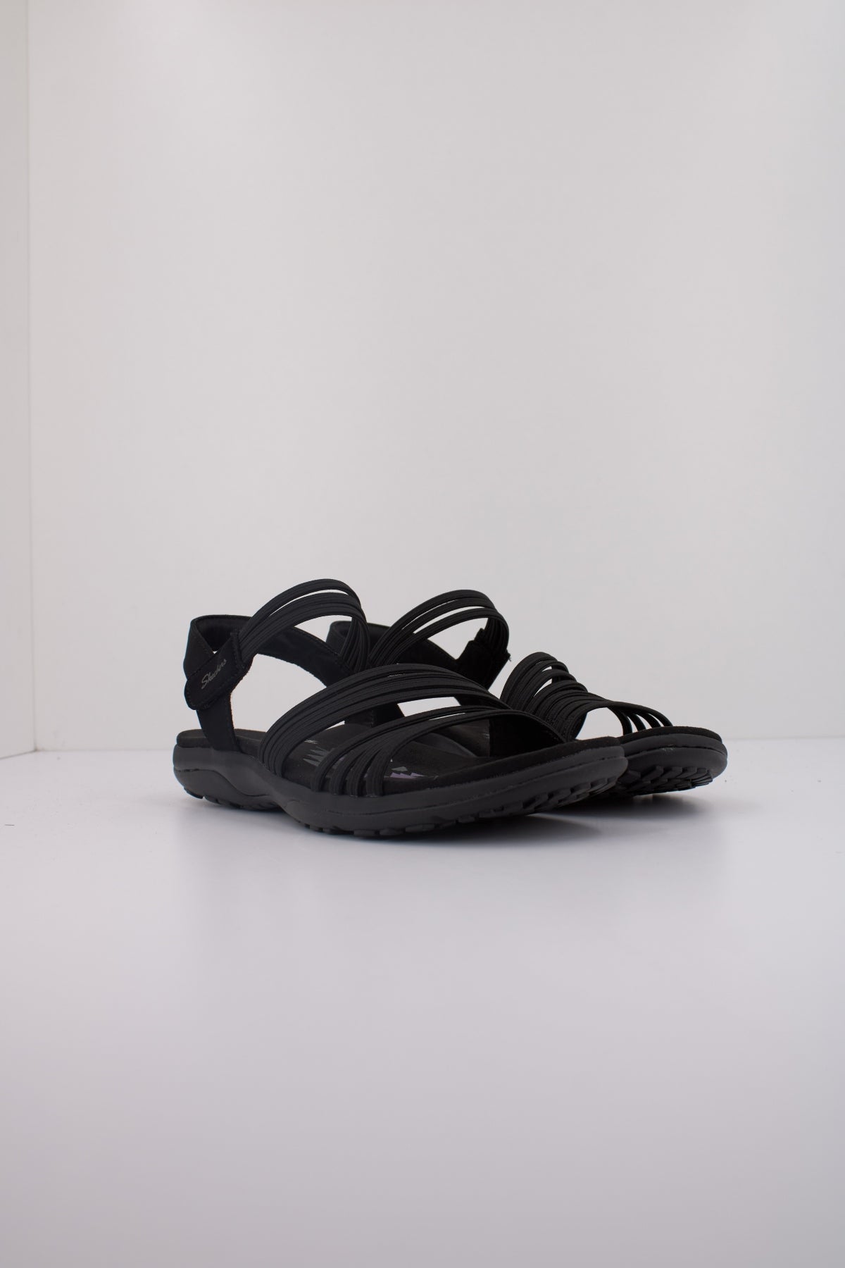 SKECHERS S en color NEGRO  (2)