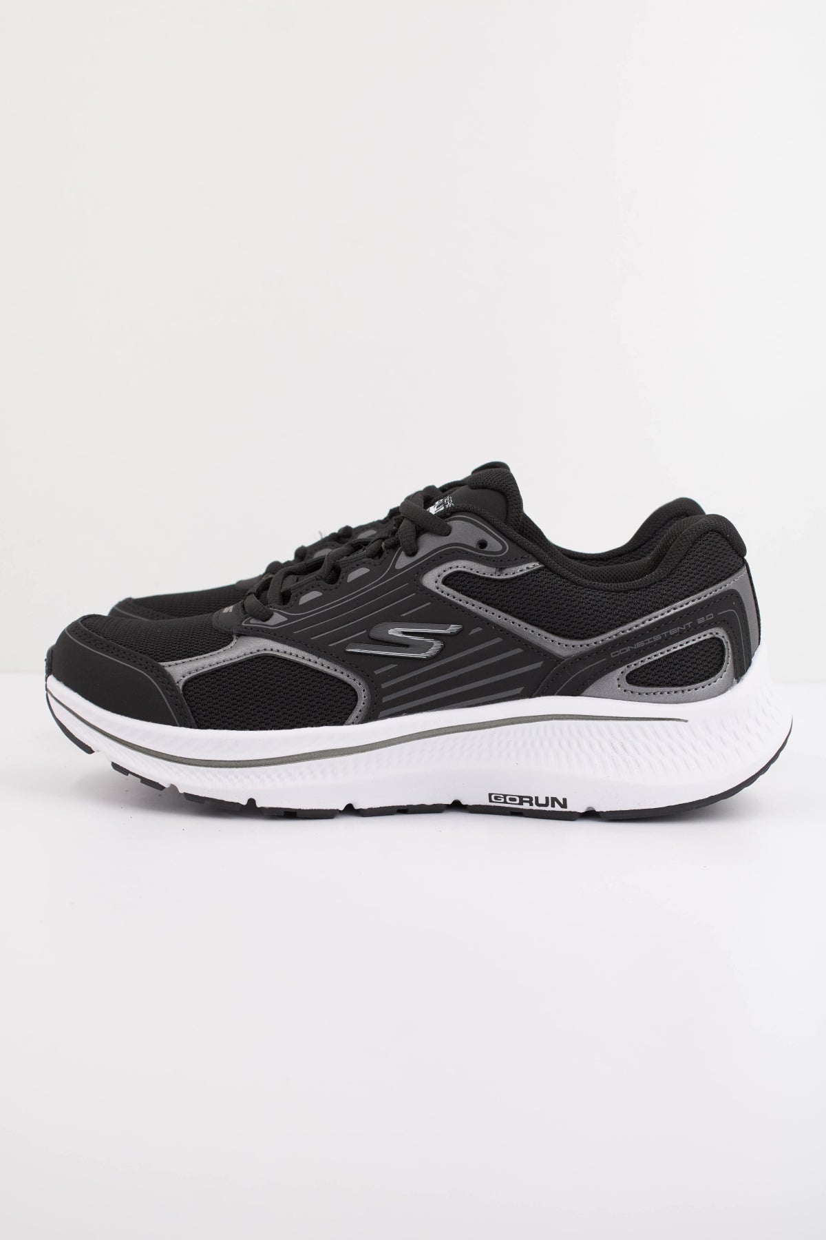 SKECHERS RUN CONSISTENT . ADVA en color NEGRO  (1)