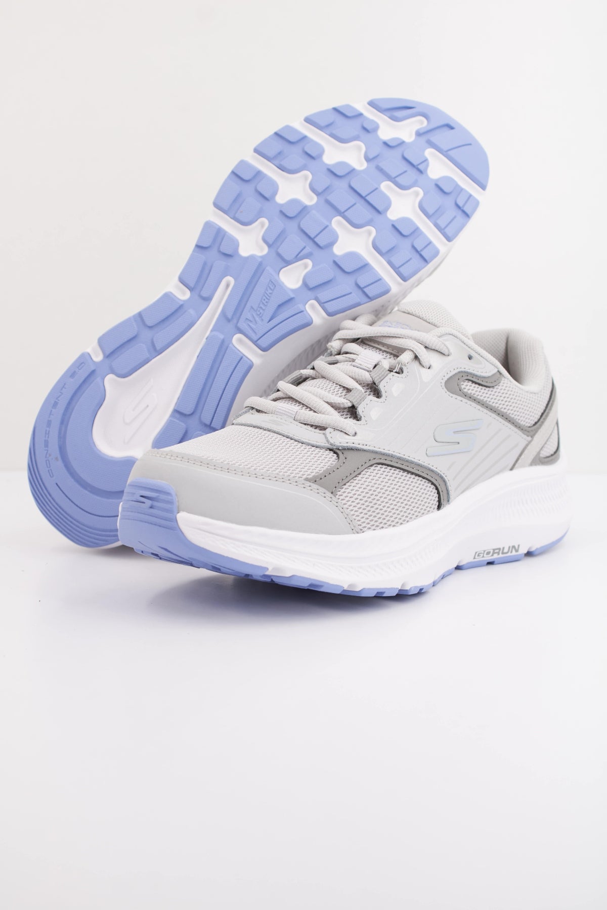 SKECHERS RUN CONSISTENT . ADVA en color GRIS  (5)
