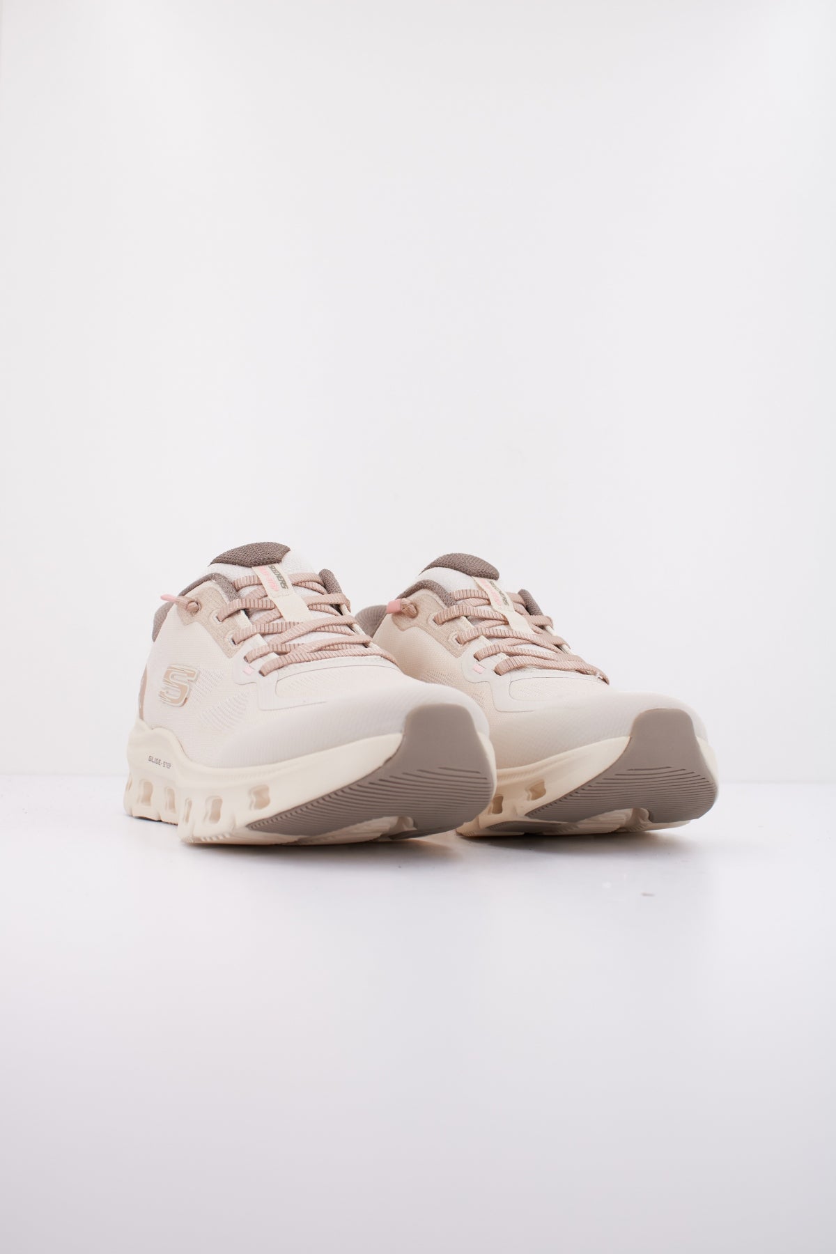 SKECHERS GLIDE STEP PRO PURE MOTION en color BEIS  (2)