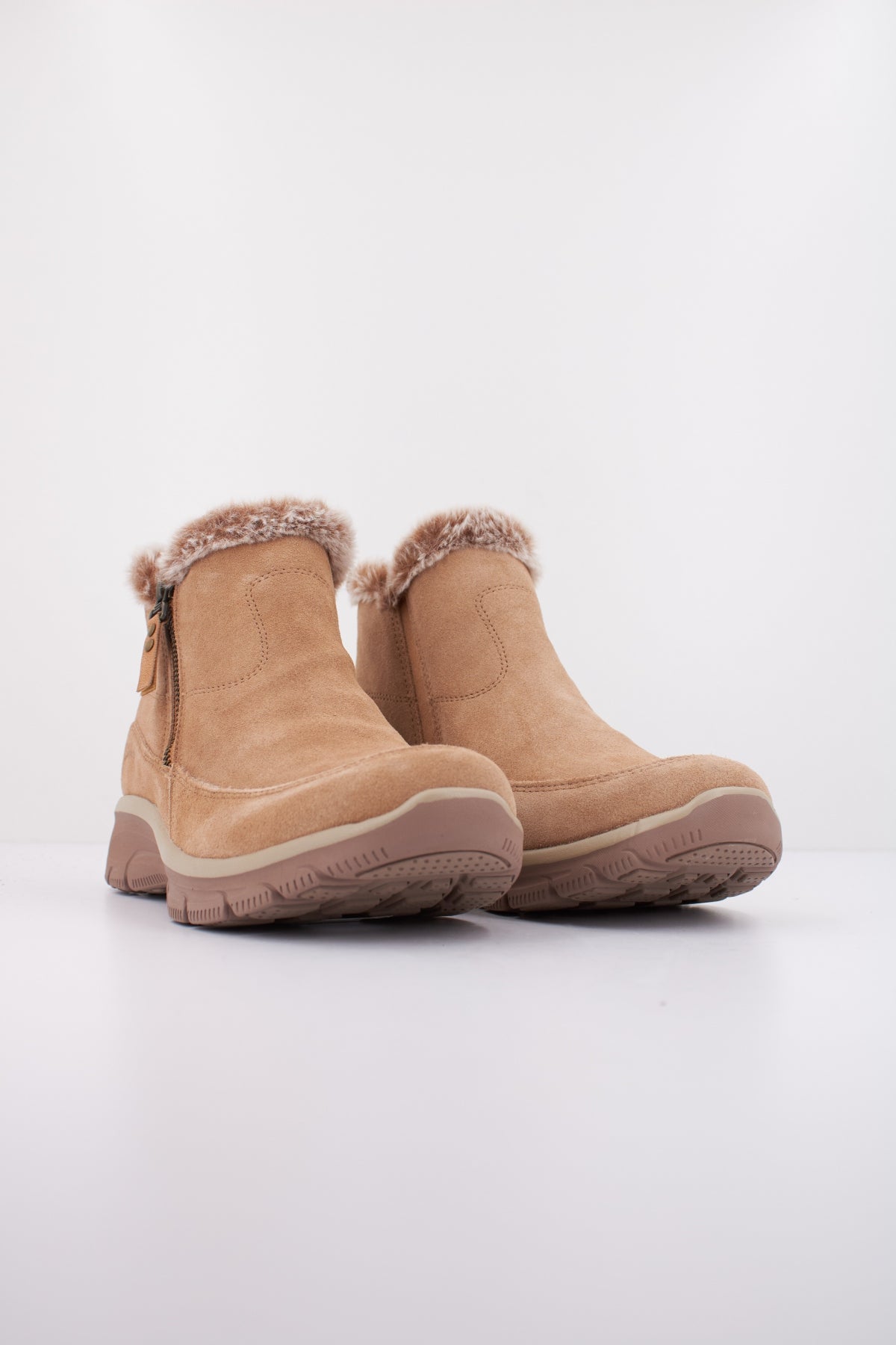 SKECHERS  EASY GOING COOL ZIP  en color MARRON  (2)