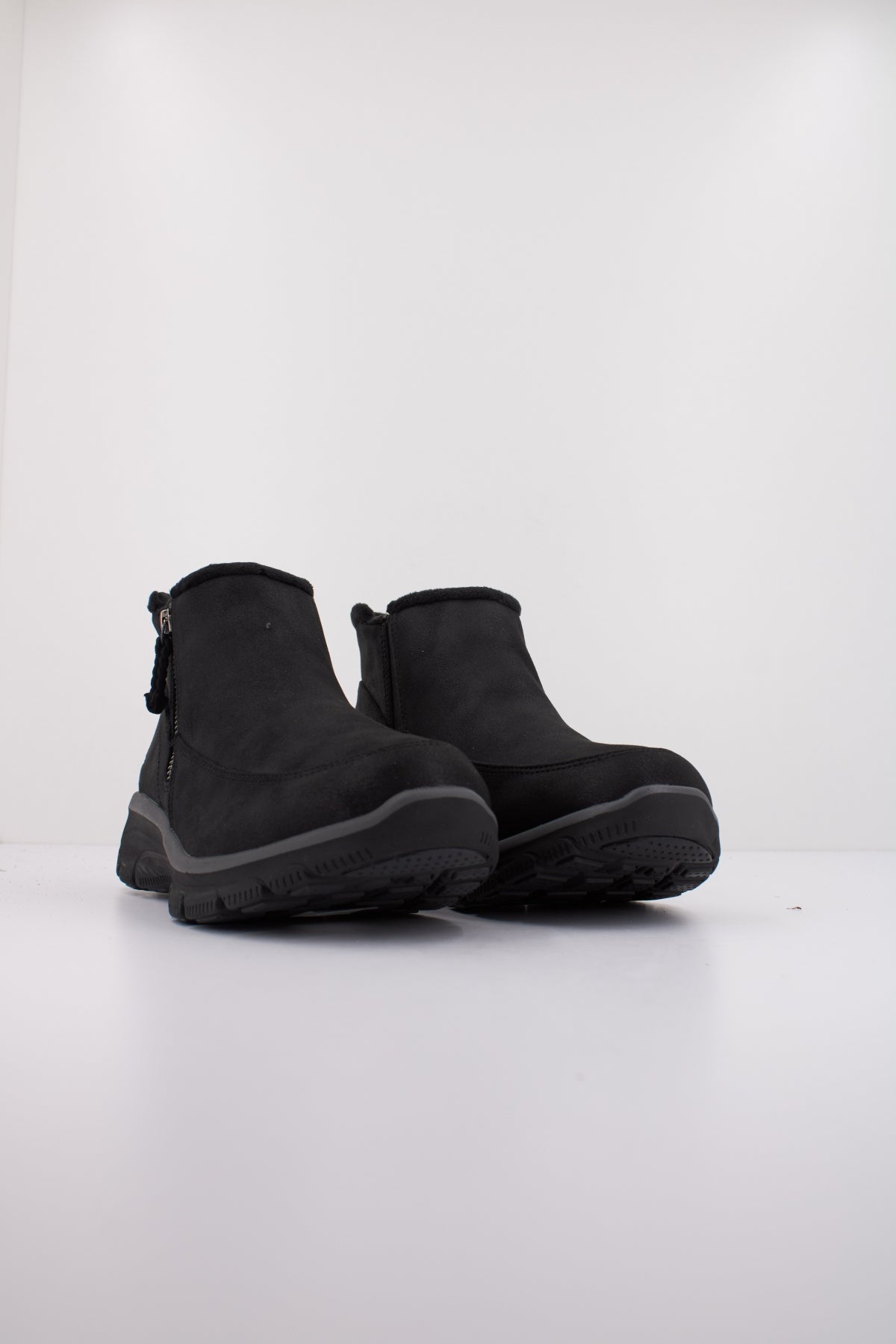 SKECHERS EASY GOING INTO FALL en color NEGRO  (2)